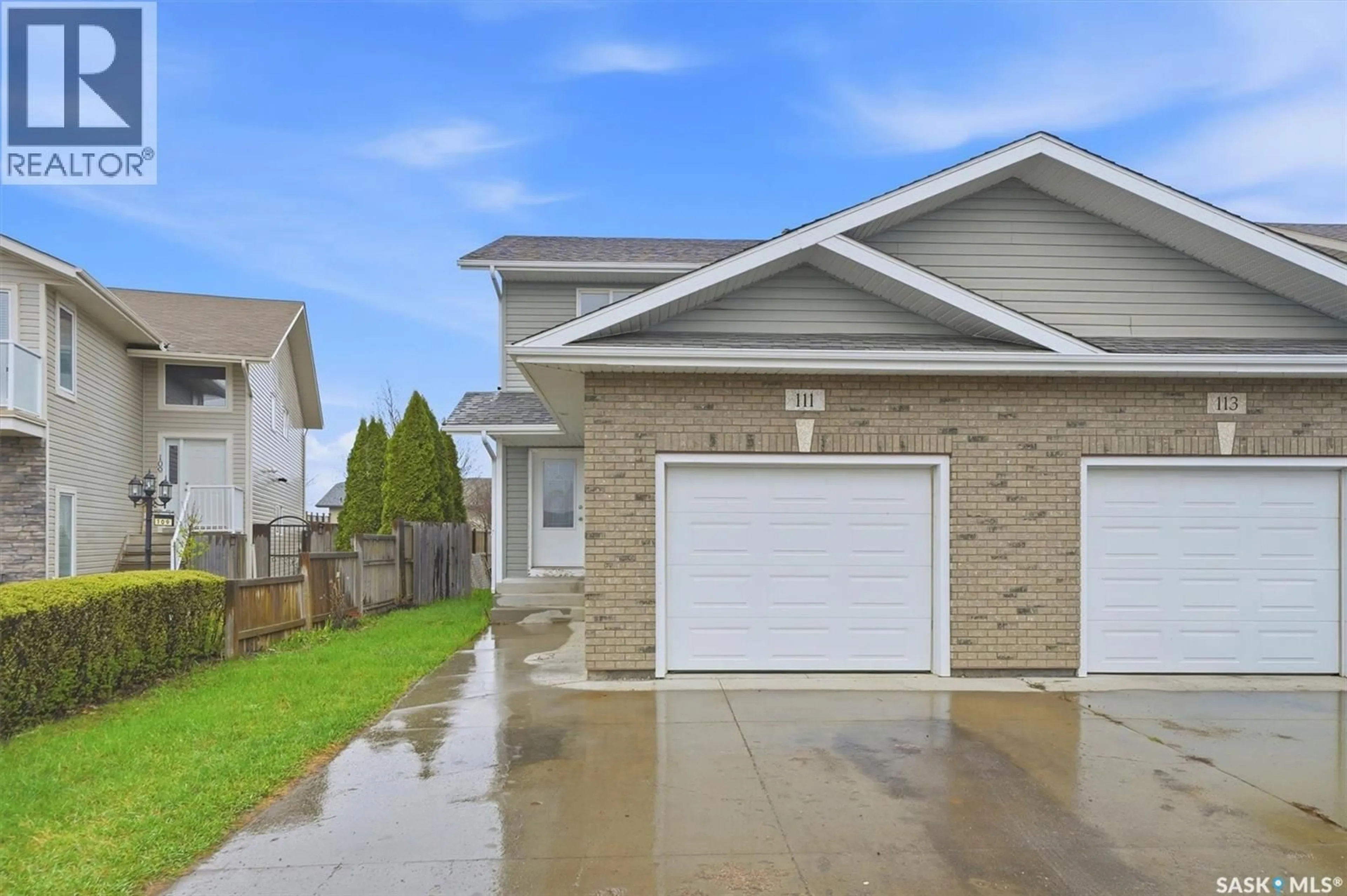 Home with vinyl exterior material, street for 111 MEADOWLARK PARK, Warman Saskatchewan S0K4S0