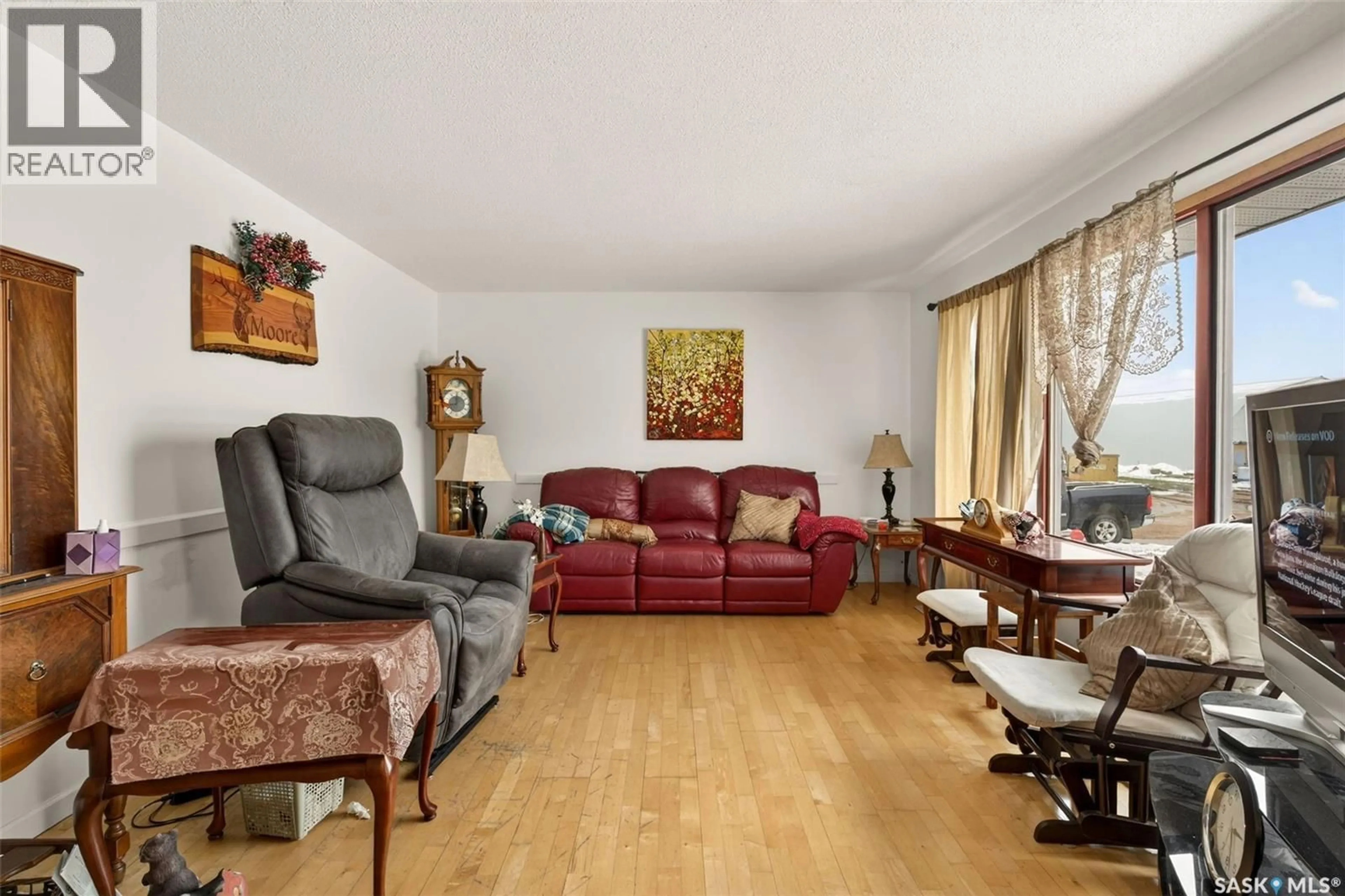 Living room with furniture, unknown for 306 4TH STREET, Naicam Saskatchewan S0K2Z0