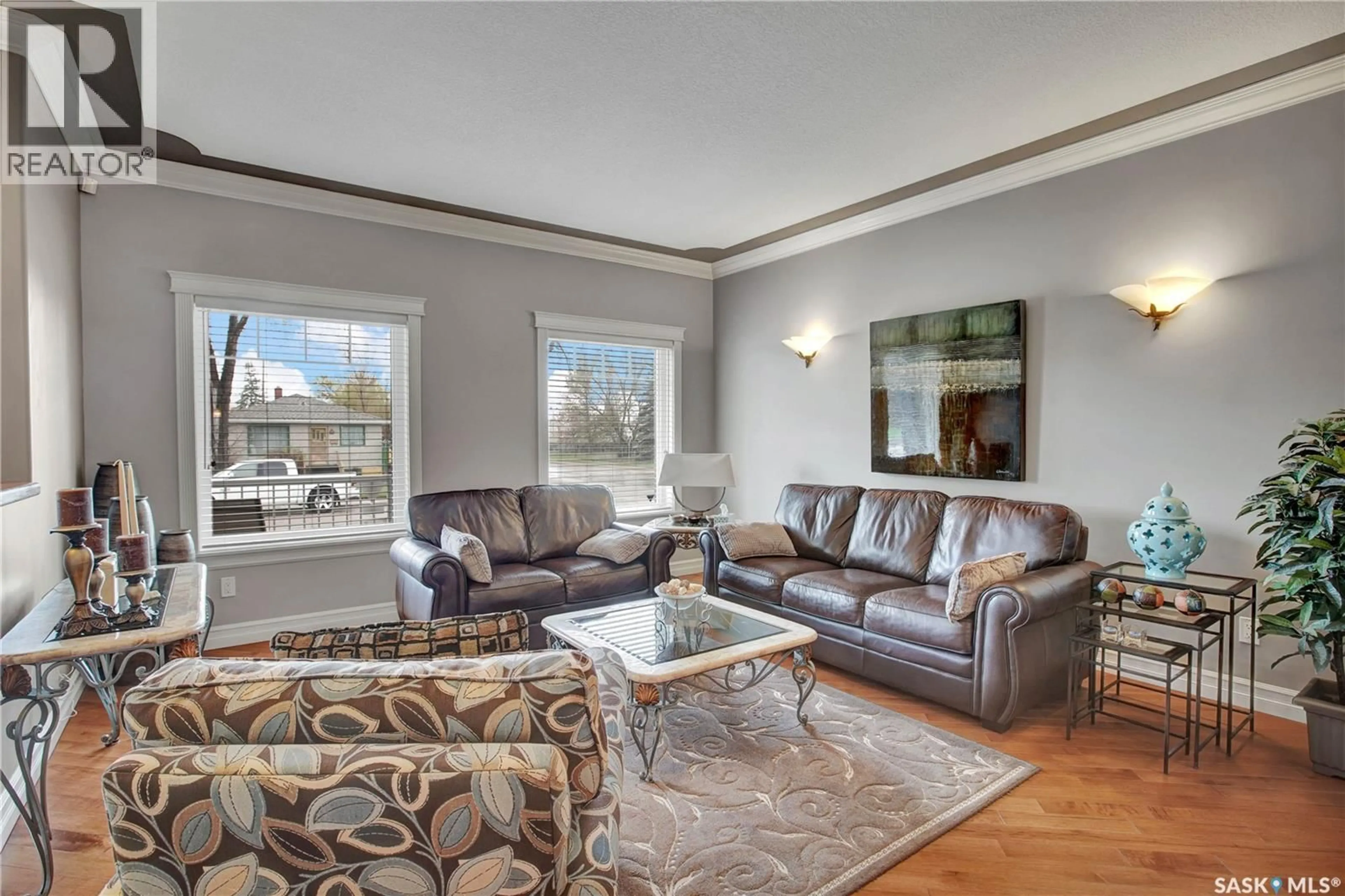 Living room with furniture, unknown for 1003 5TH STREET, Saskatoon Saskatchewan S7H1H3