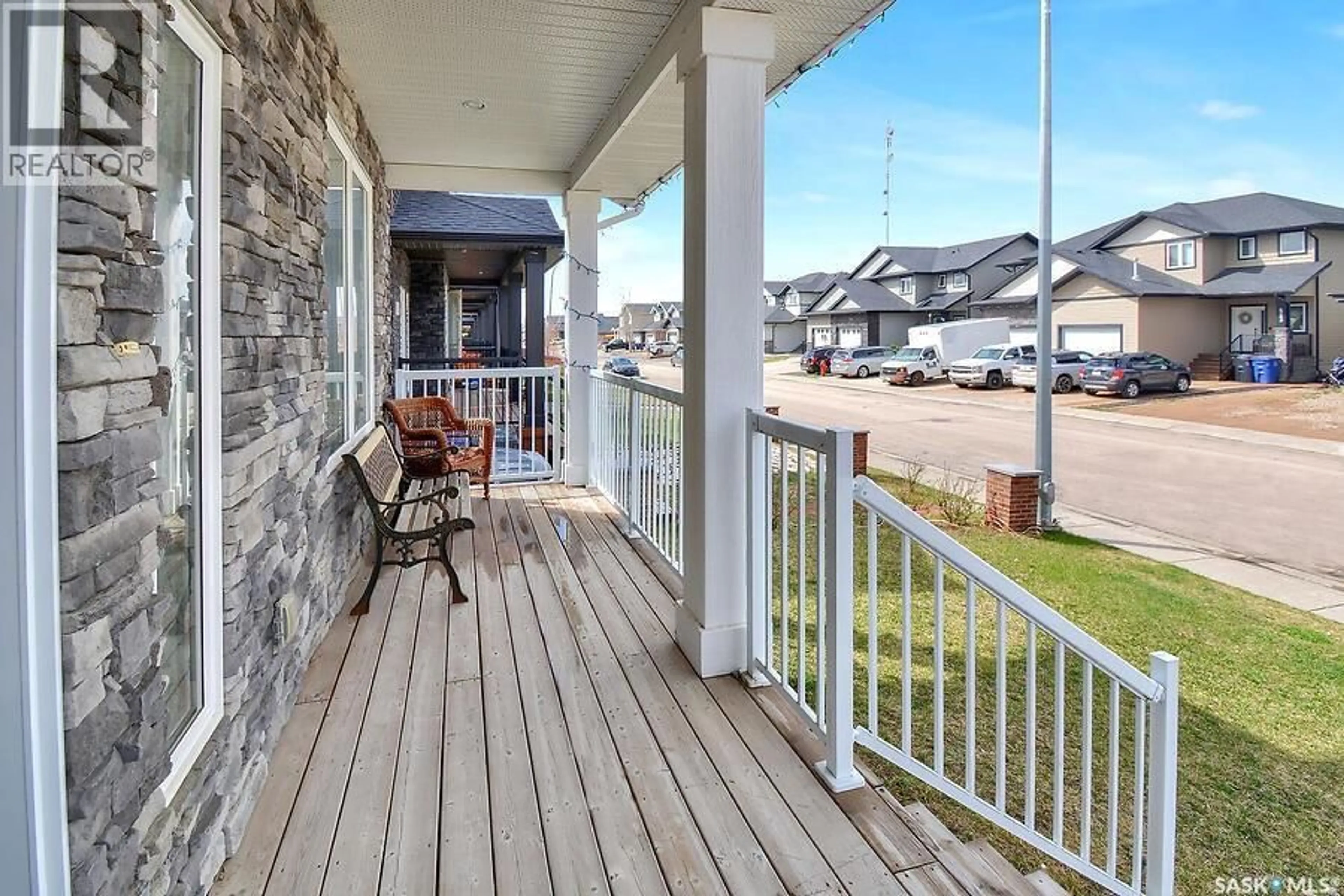 Patio, water/lake/river/ocean view for 524 MAPLE CRESCENT, Warman Saskatchewan S0K4S2