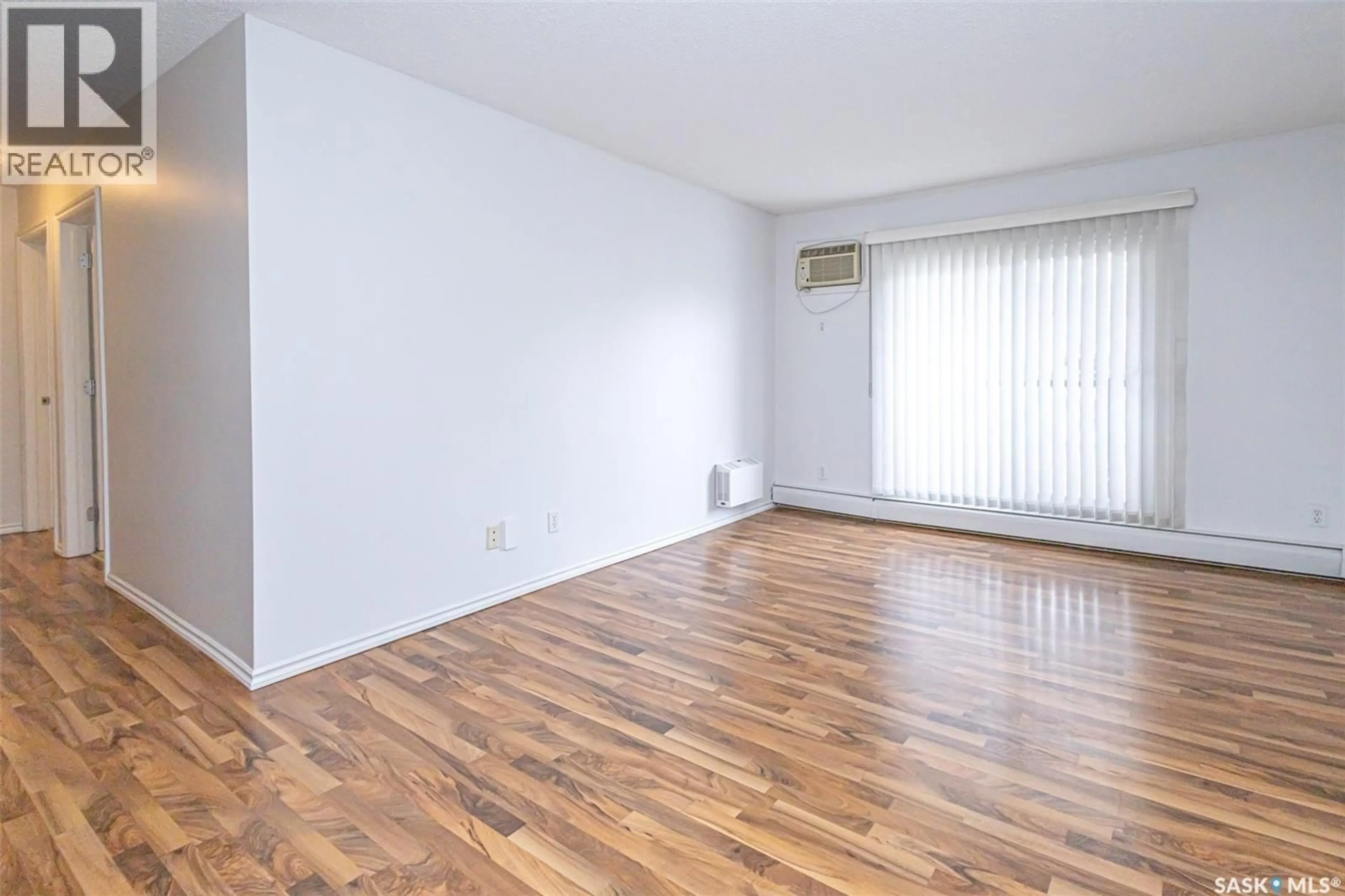 A pic of a room for 18 - 1001 LANSDOWNE AVENUE, Saskatoon Saskatchewan S7H2C2