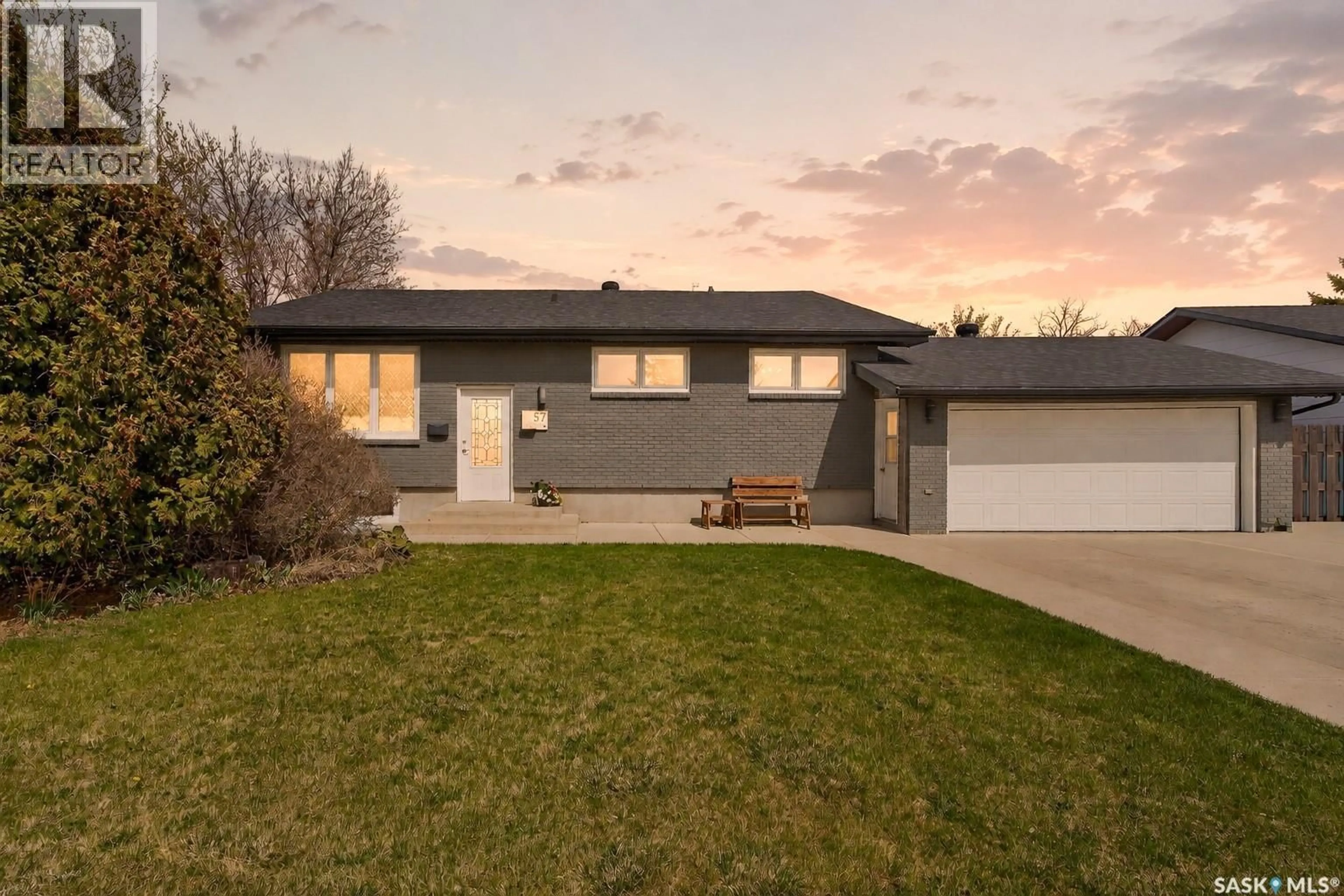 Home with vinyl exterior material, street for 57 DAISY CRESCENT, Moose Jaw Saskatchewan S6J1C2