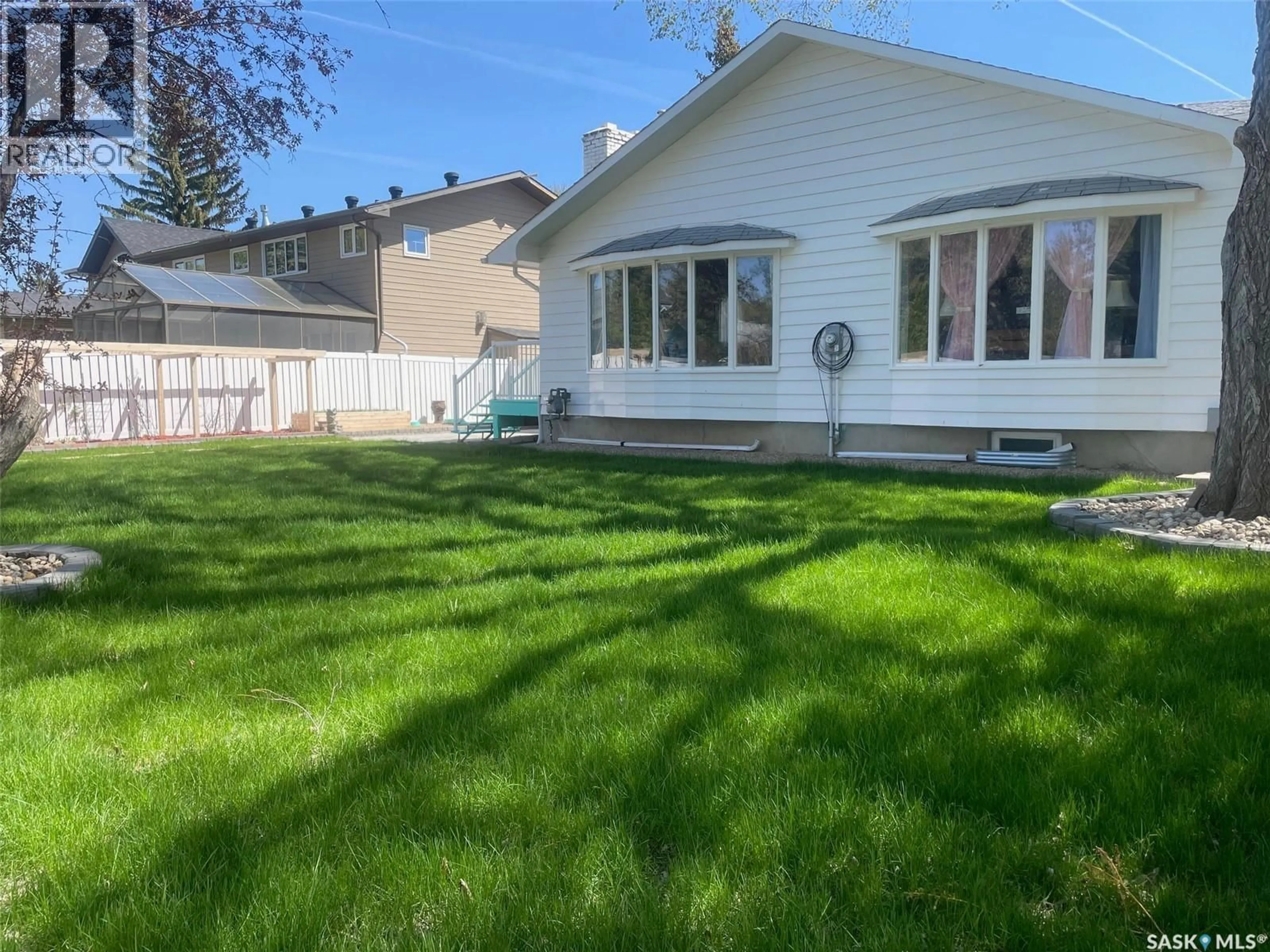 Unknown for 6 HOGARTH PLACE, Regina Saskatchewan S4S4J8
