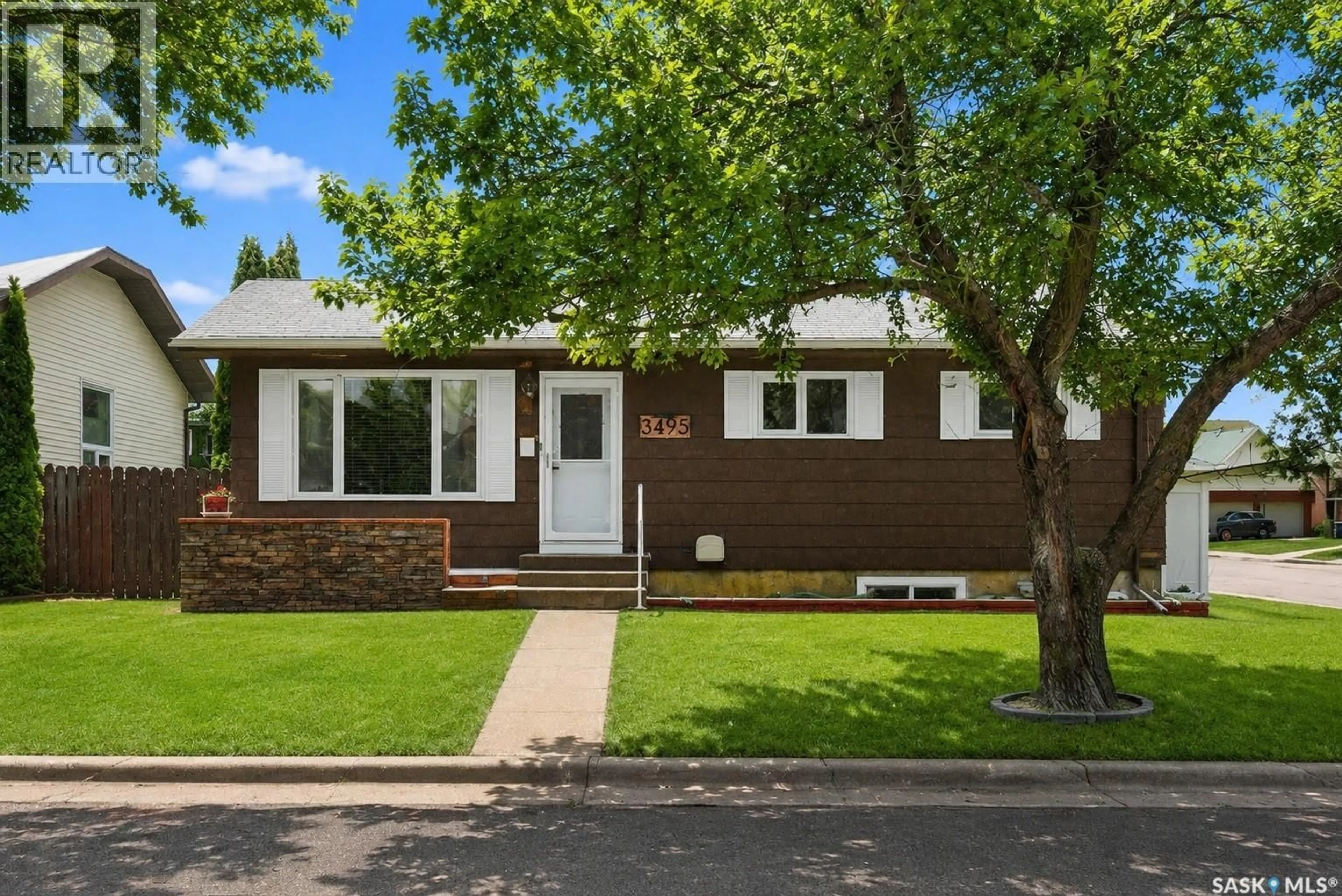Home with vinyl exterior material, street for 3495 EAGLE CRESCENT, Prince Albert Saskatchewan S6V7W9