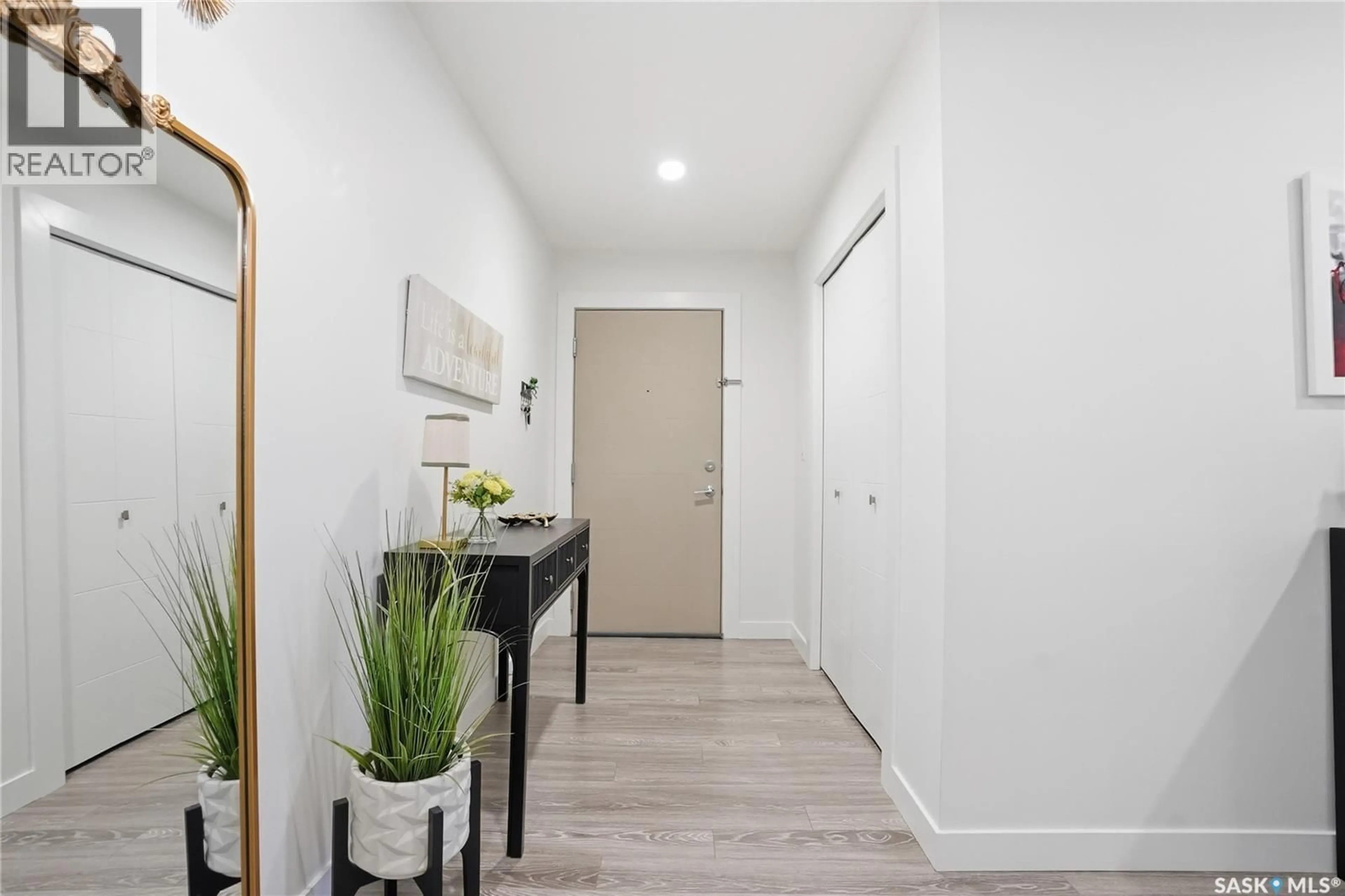 Indoor entryway for 142 - 214 PAWLYCHENKO LANE, Saskatoon Saskatchewan S7V0N7