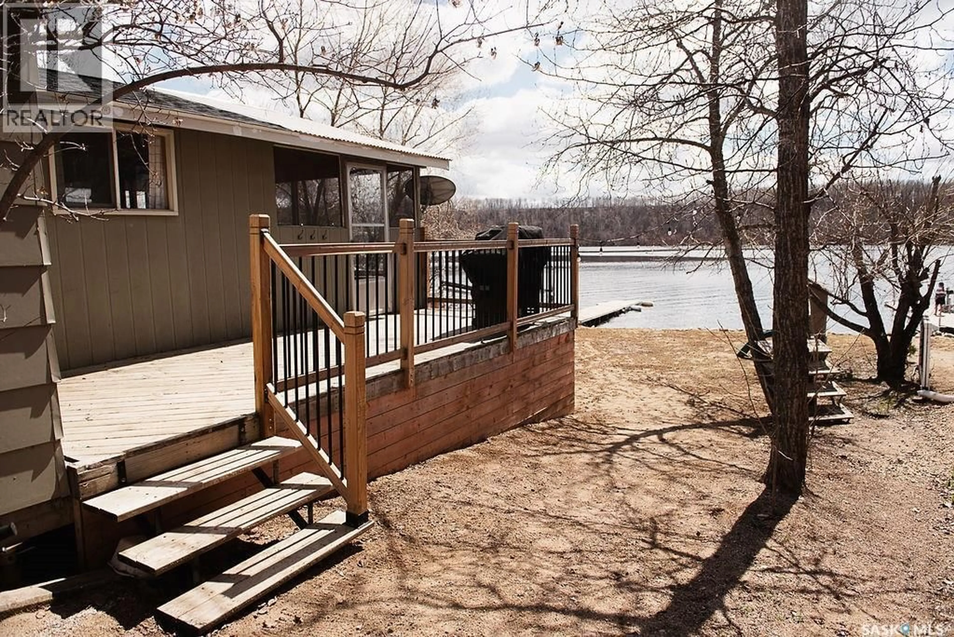 Patio, water/lake/river/ocean view for 20 LAKESIDE W, Pleasantdale Rm No. 398 Saskatchewan S0E1T0