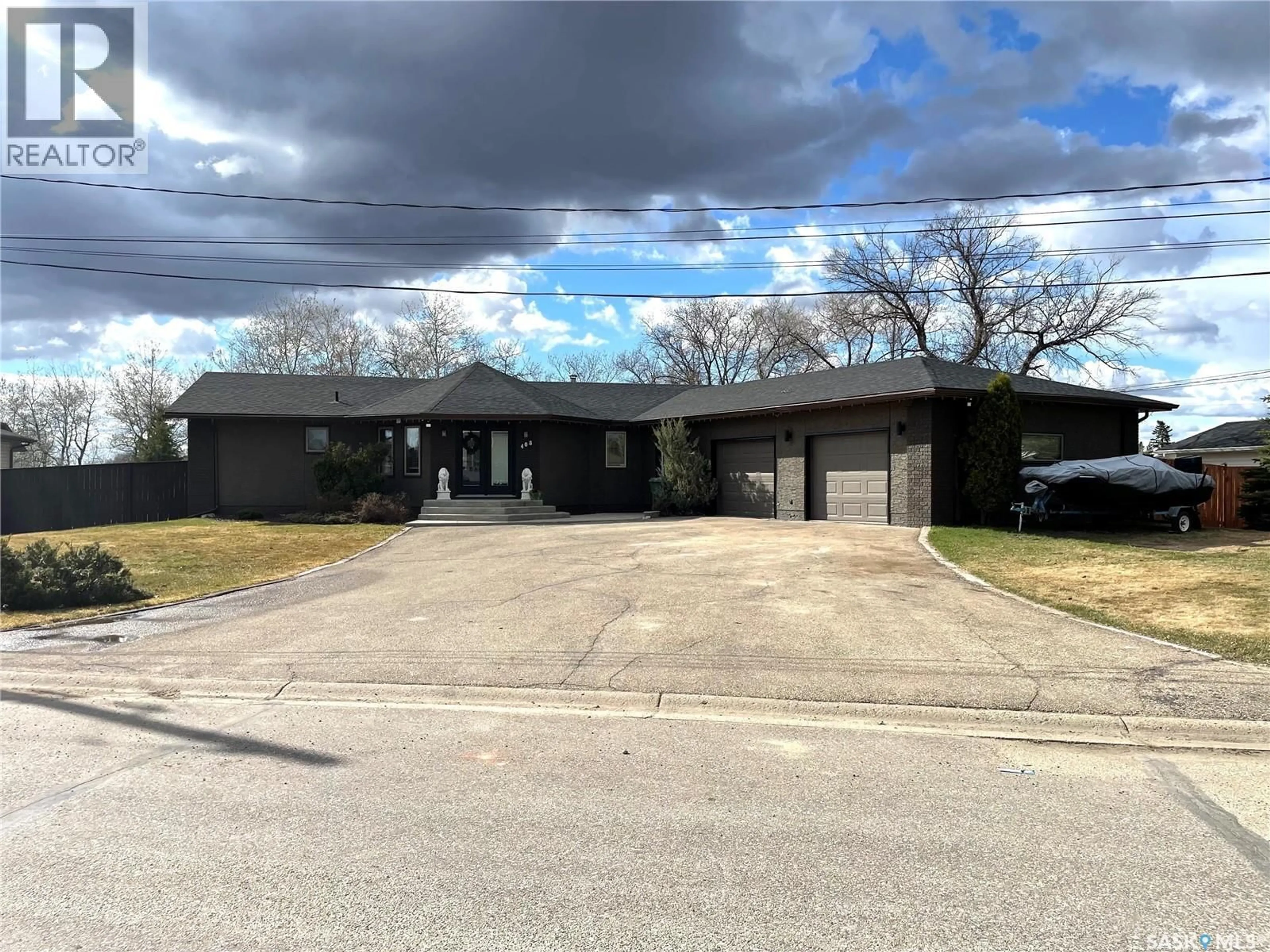 Unknown for 408 MACDONALD STREET, Nipawin Saskatchewan S0E1E0