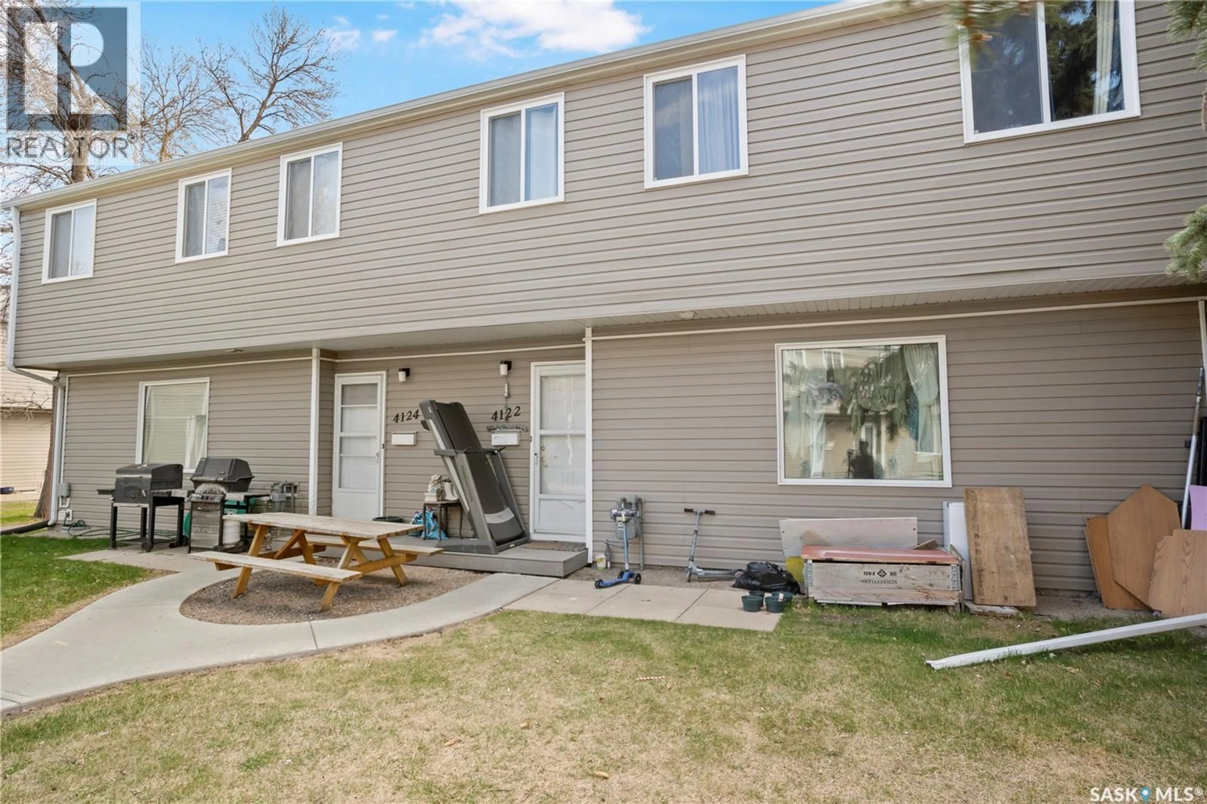 Home with vinyl exterior material, street for 4122 CASTLE ROAD, Regina Saskatchewan S4S6A4