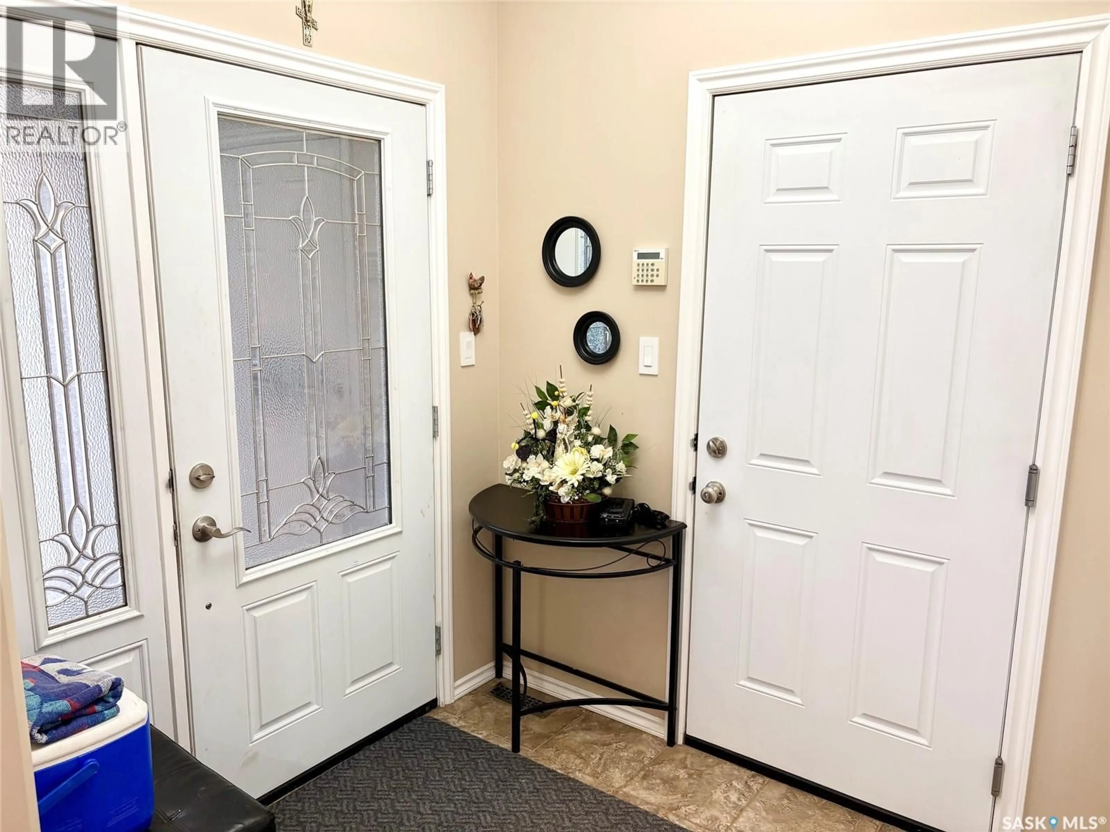 Indoor entryway for 109 GOOD SPIRIT CRESCENT, Yorkton Saskatchewan S3N3J8
