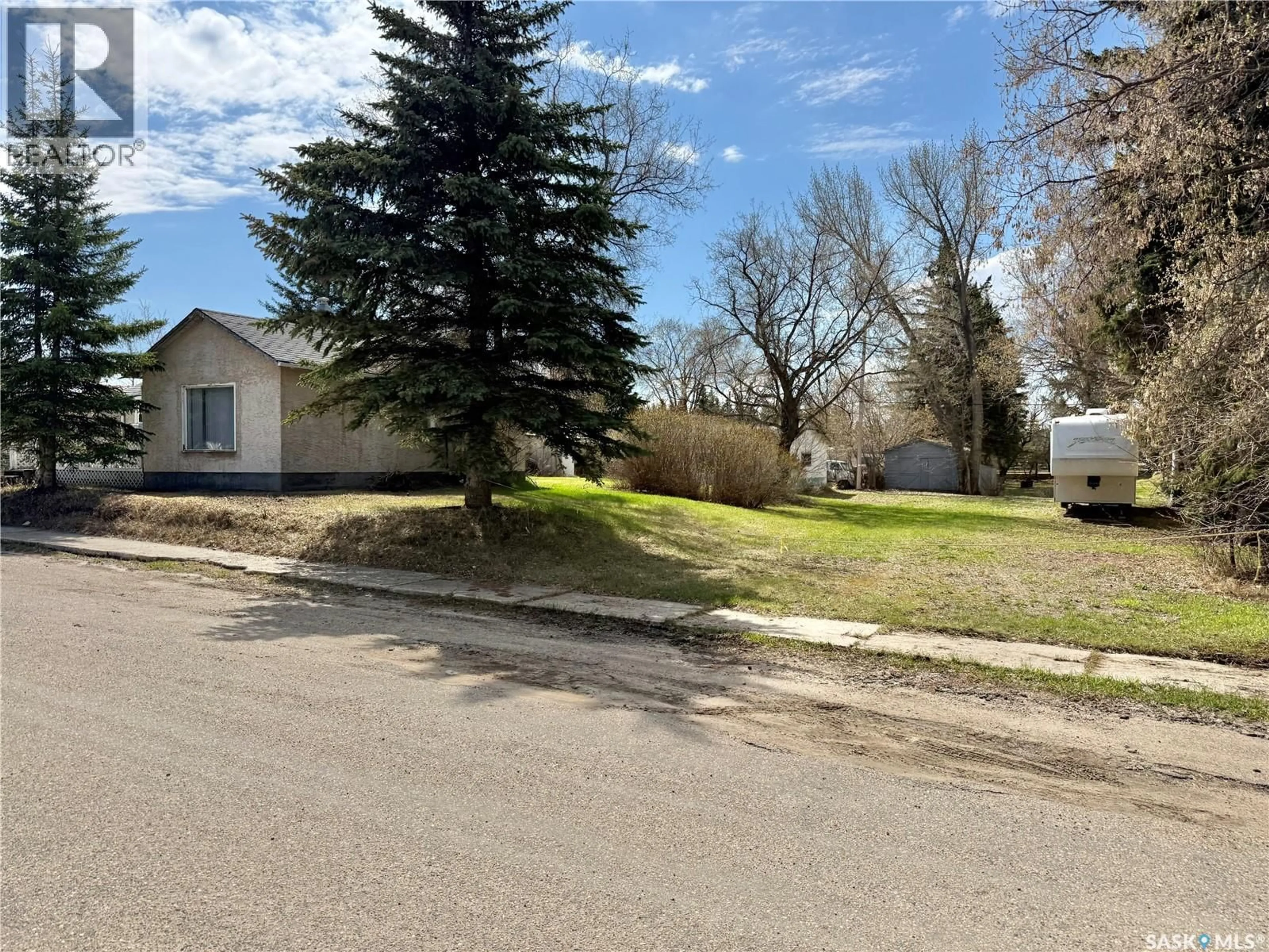 A pic from outside/outdoor area/front of a property/back of a property/a pic from drone, street for 112 1ST STREET, Shell Lake Saskatchewan S0J2G0