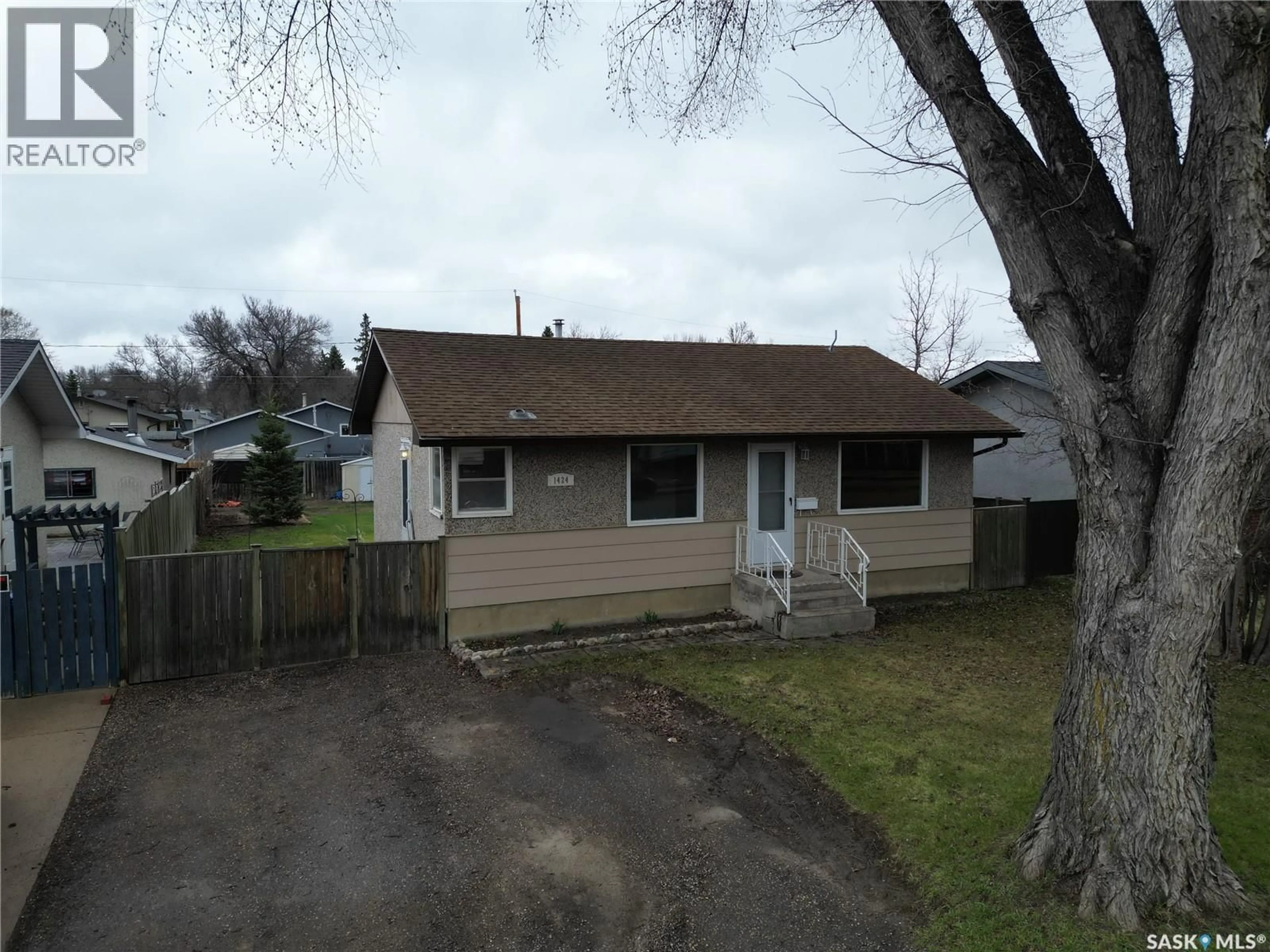 Unknown for 1424 GOSHEN PLACE, Prince Albert Saskatchewan S6V0R8