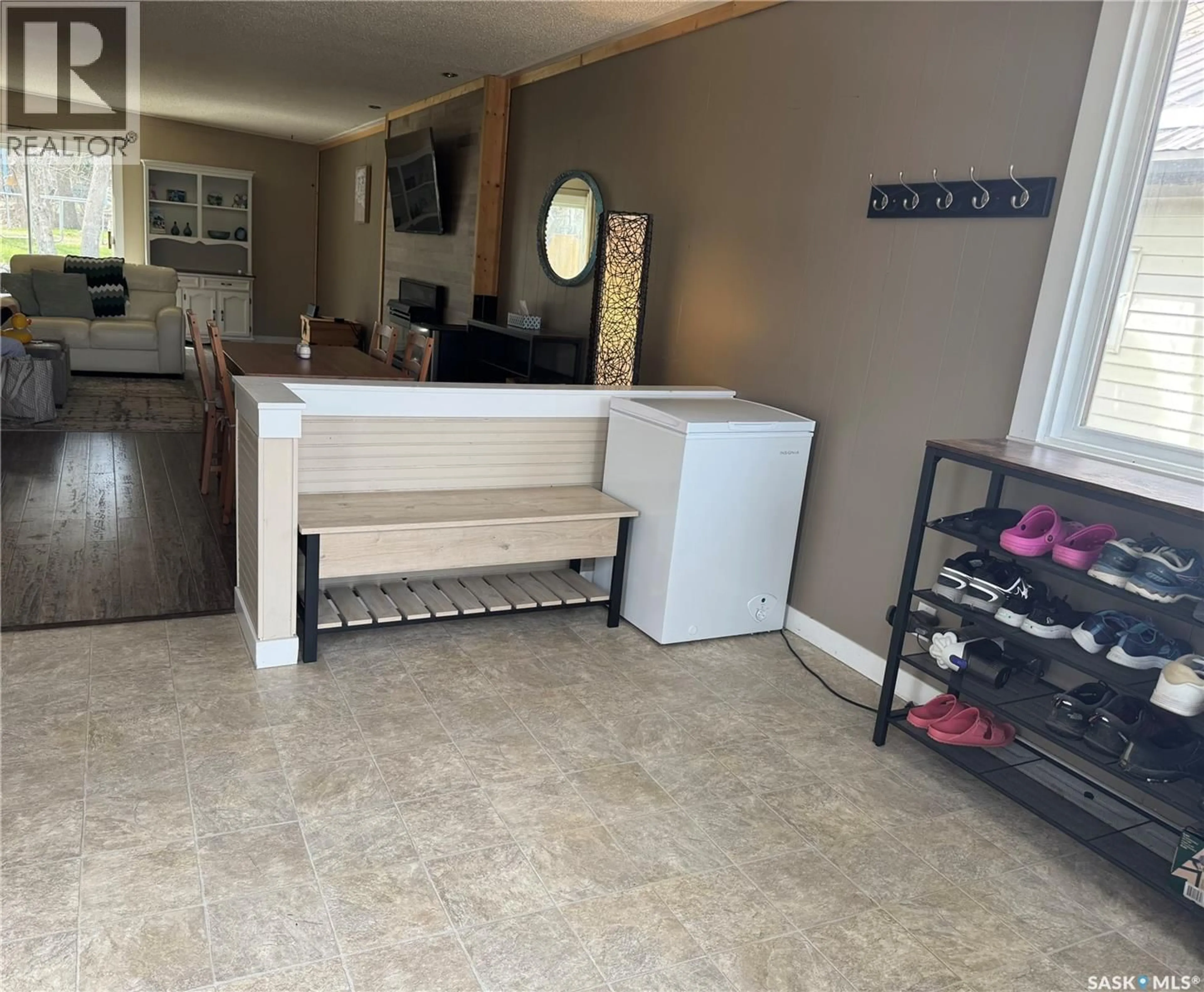Unknown for 338 3RD STREET, Regina Beach Saskatchewan S0G4C0