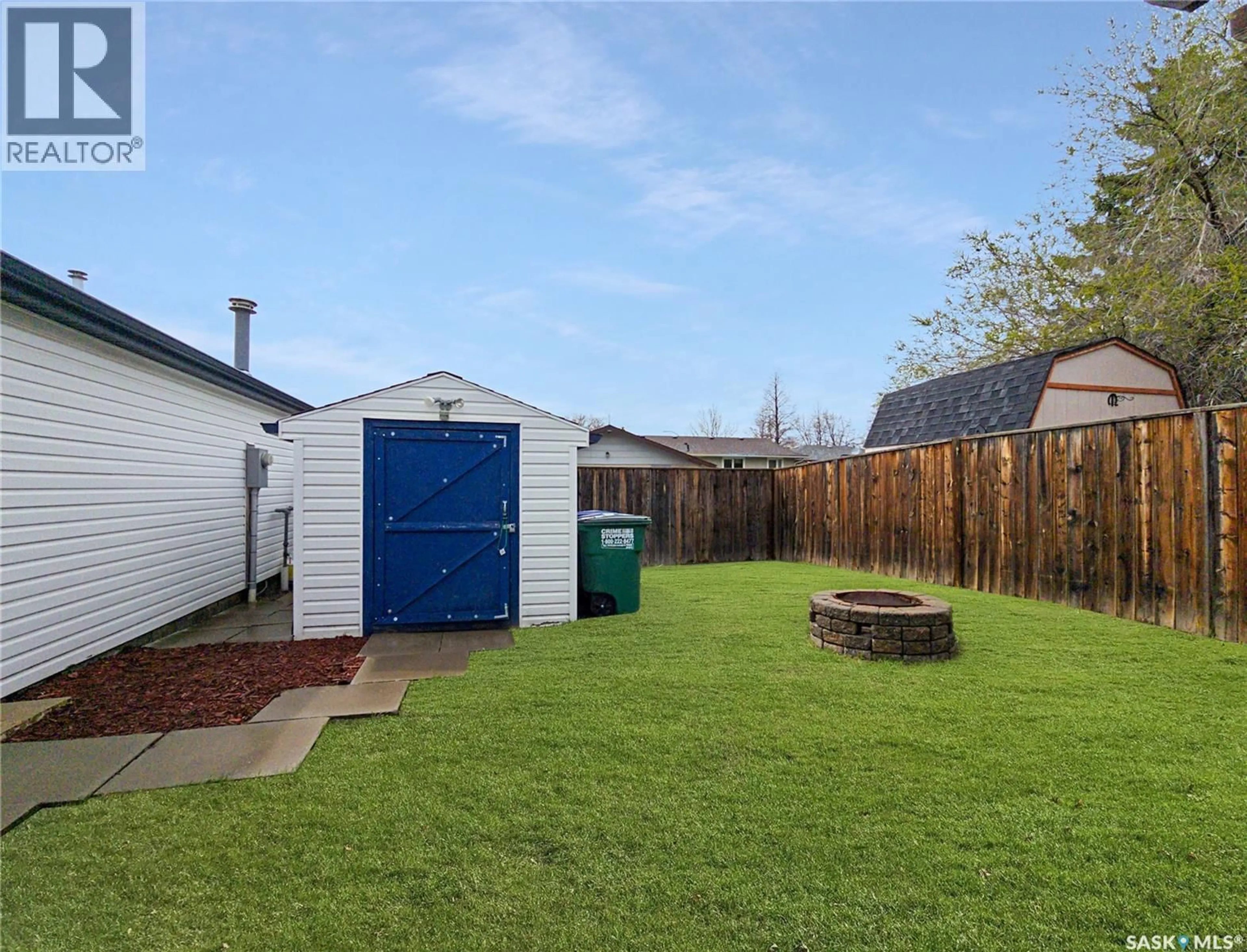 Shed for 1301 W AVENUE N, Saskatoon Saskatchewan S7L3J2