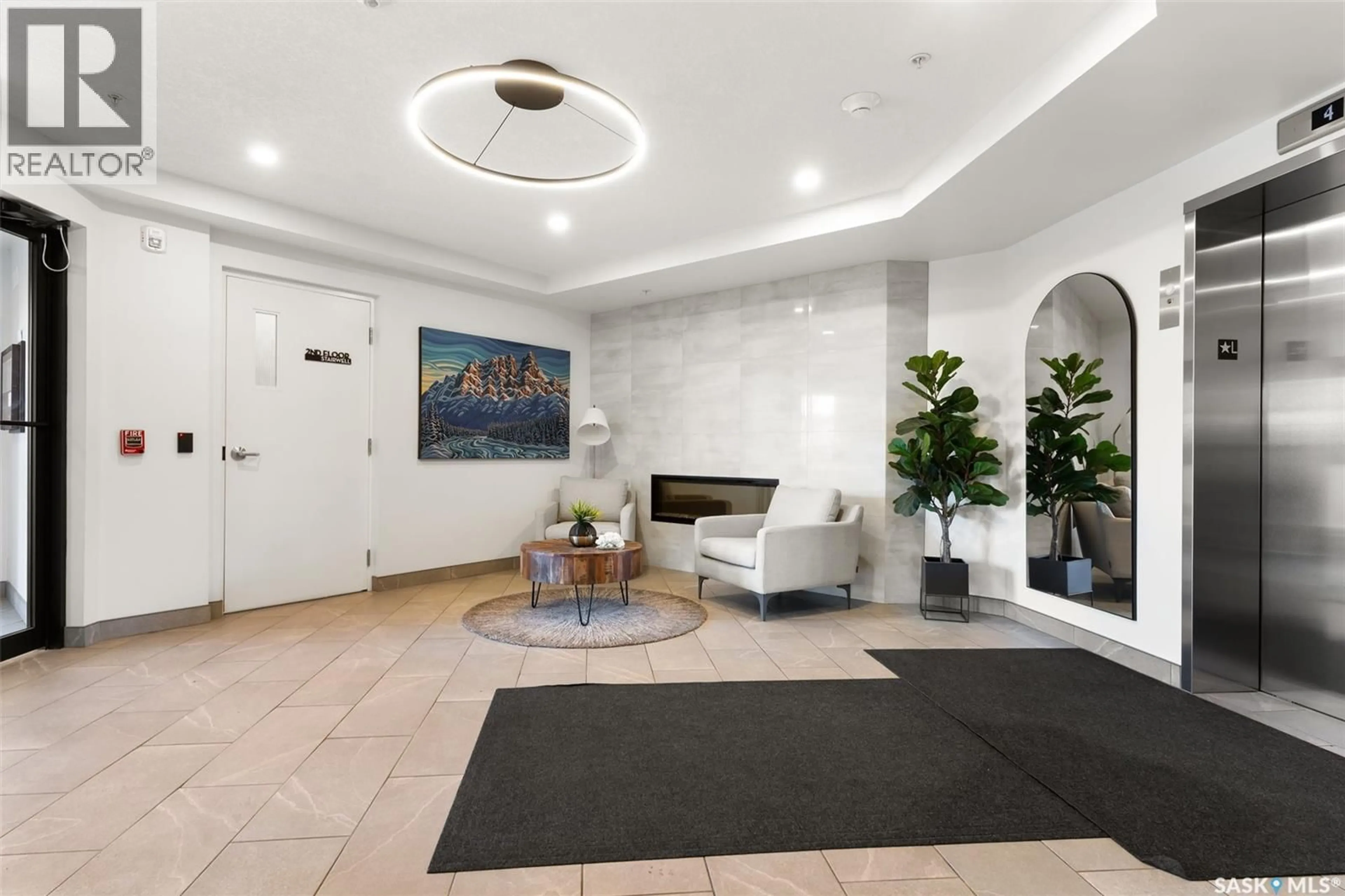 Lobby for 417 3581 EVANS COURT, Regina Saskatchewan S4S7A3