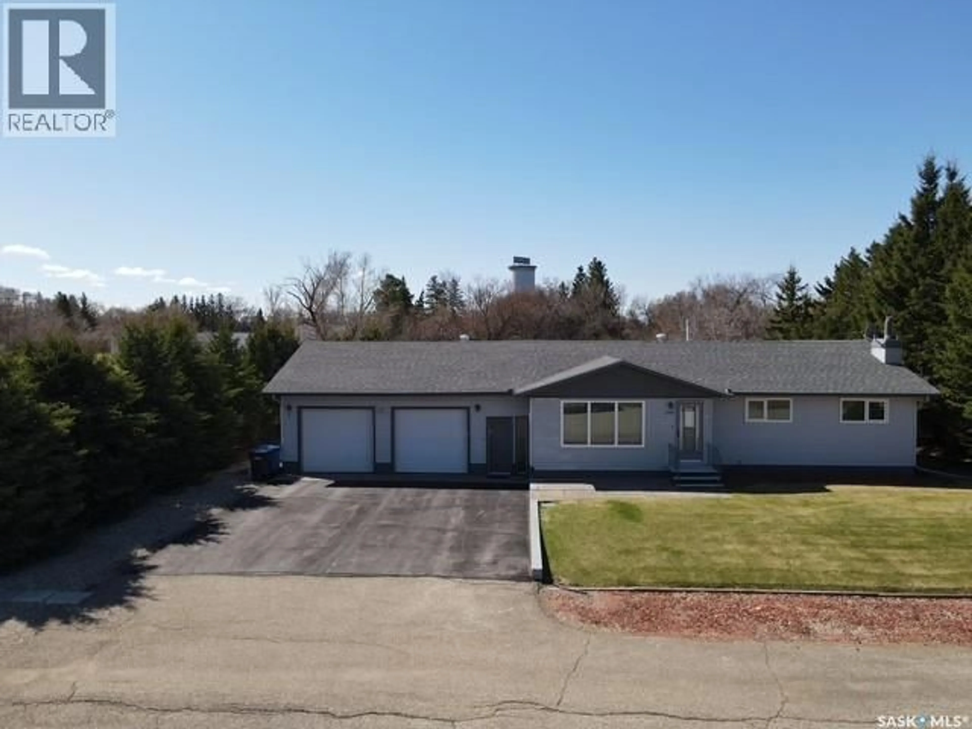 A pic from outside/outdoor area/front of a property/back of a property/a pic from drone, street for 234 SASKATCHEWAN STREET, Kamsack Saskatchewan S0A1S0