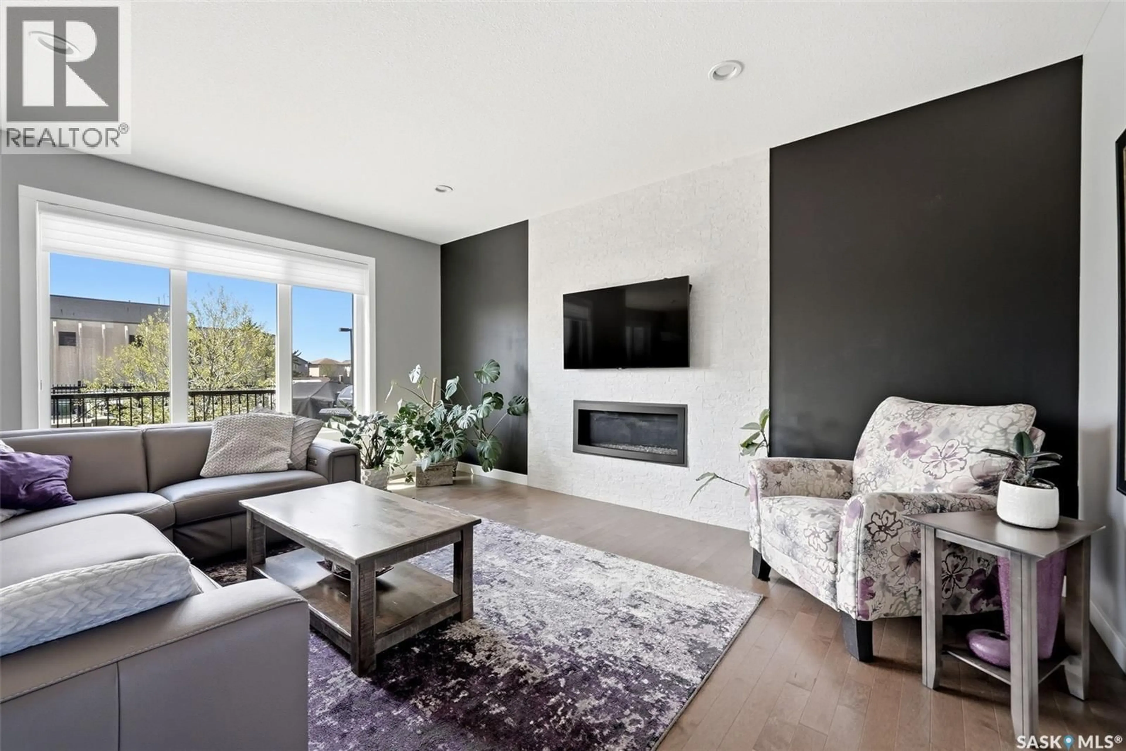 Living room with furniture, unknown for 3930 SANDHILL CRESCENT, Regina Saskatchewan S4V3G7