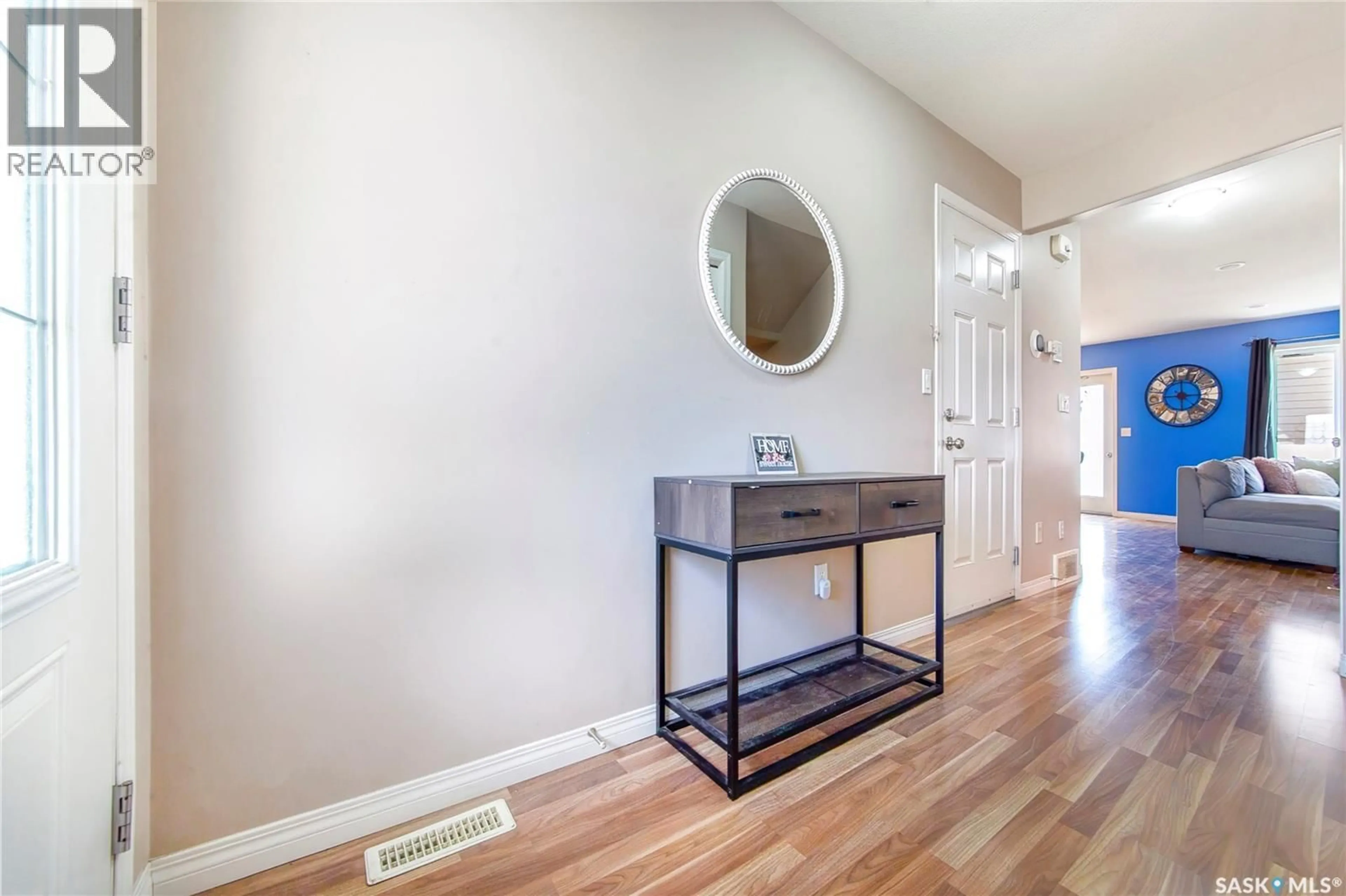 Indoor entryway for 2 547 EAST HAMPTON BOULEVARD, Saskatoon Saskatchewan S7R0B1