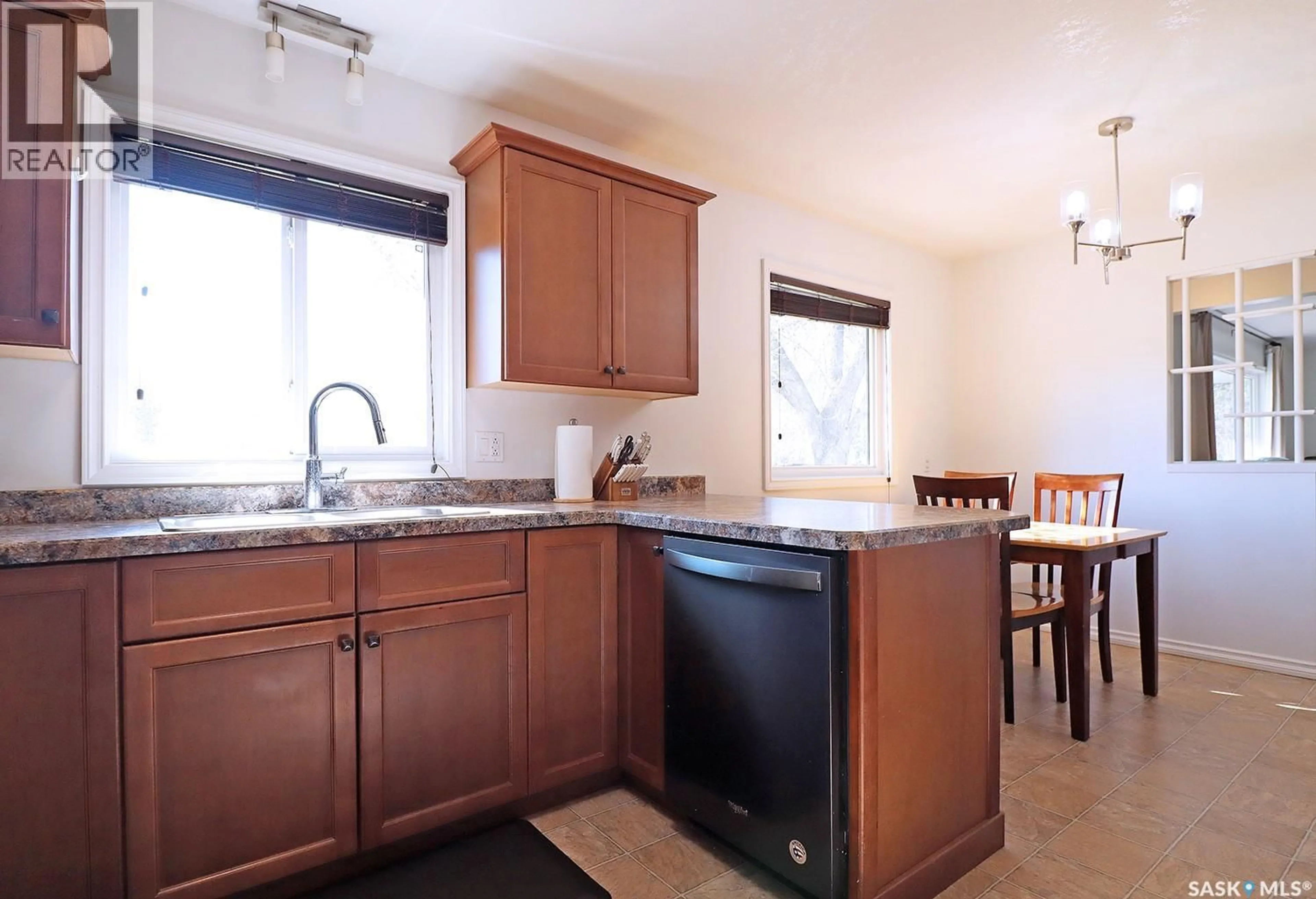 Standard kitchen, unknown for 59 ALEXANDRA AVENUE, Yorkton Saskatchewan S3N2J6