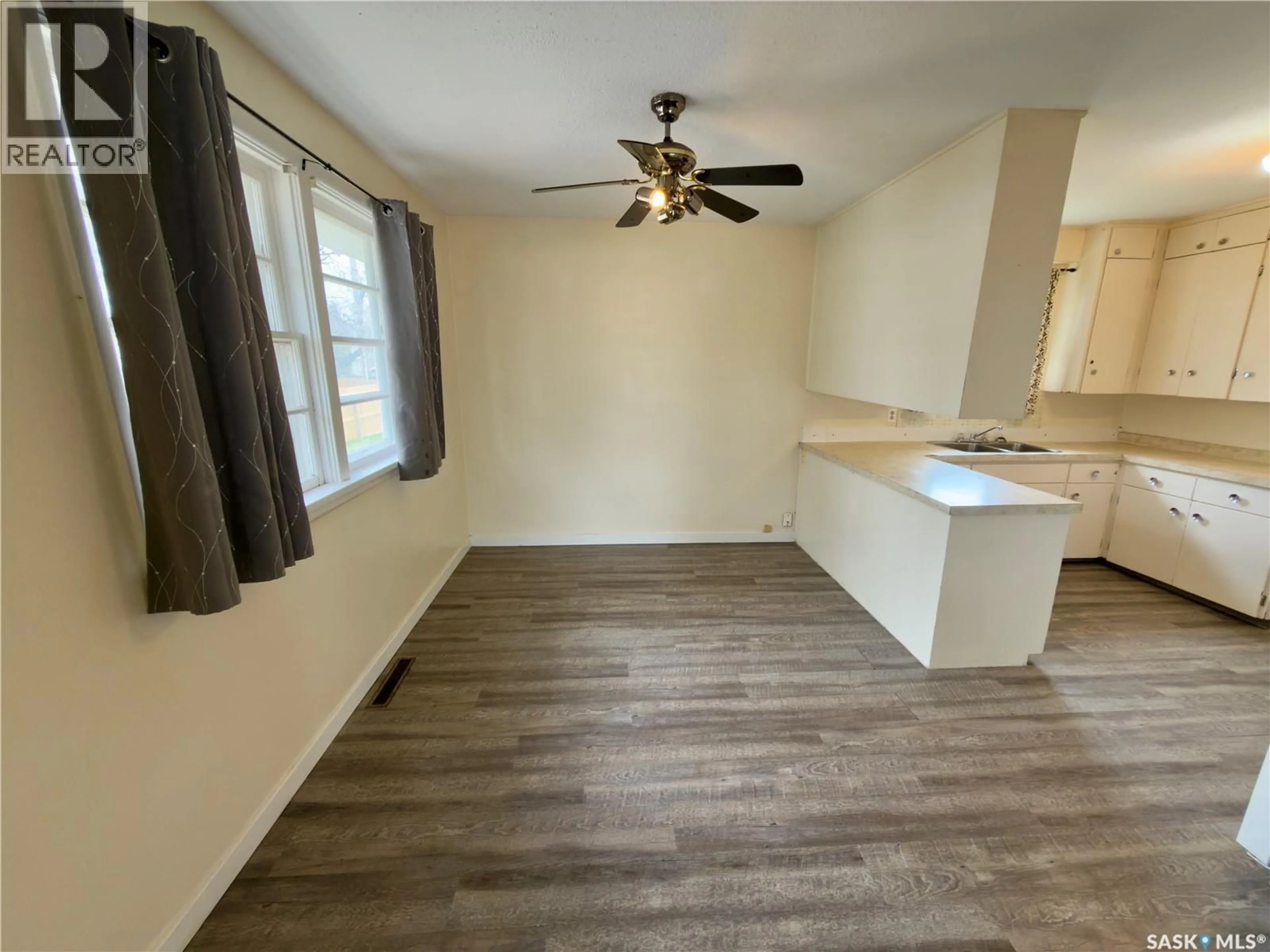 A pic of a room for 233 23RD STREET, Prince Albert Saskatchewan S6V4L7