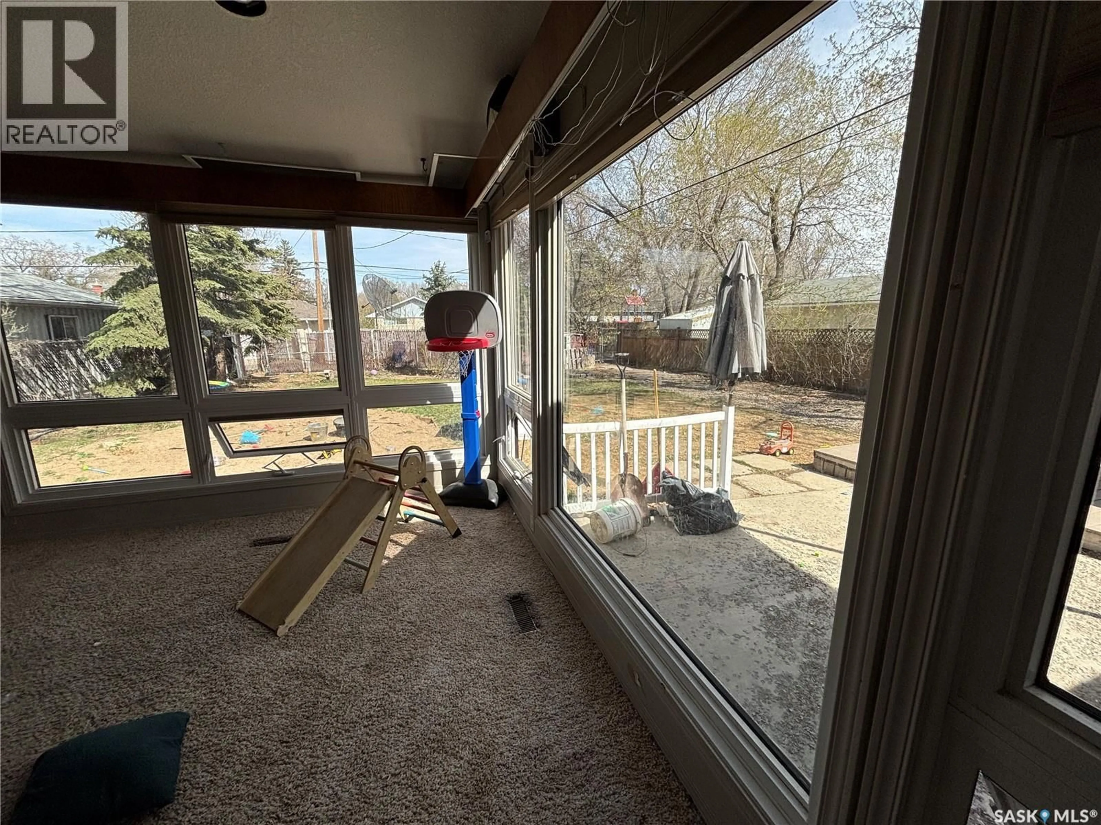 A pic of a room for 161 HALIFAX STREET, Regina Saskatchewan S4R2W5