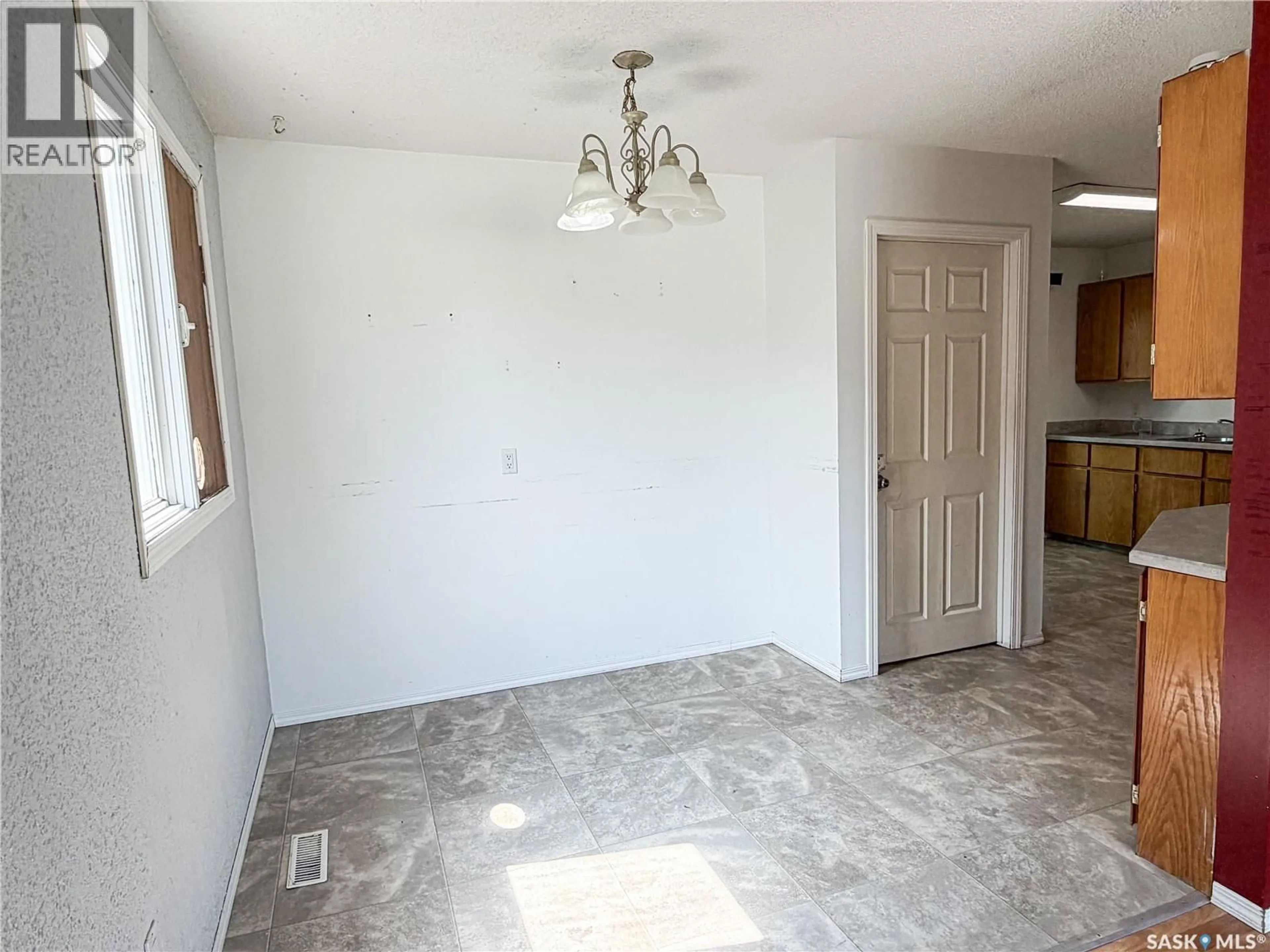 A pic of a room for 7 DUNFIELD CRESCENT, Meadow Lake Saskatchewan S9X1E6