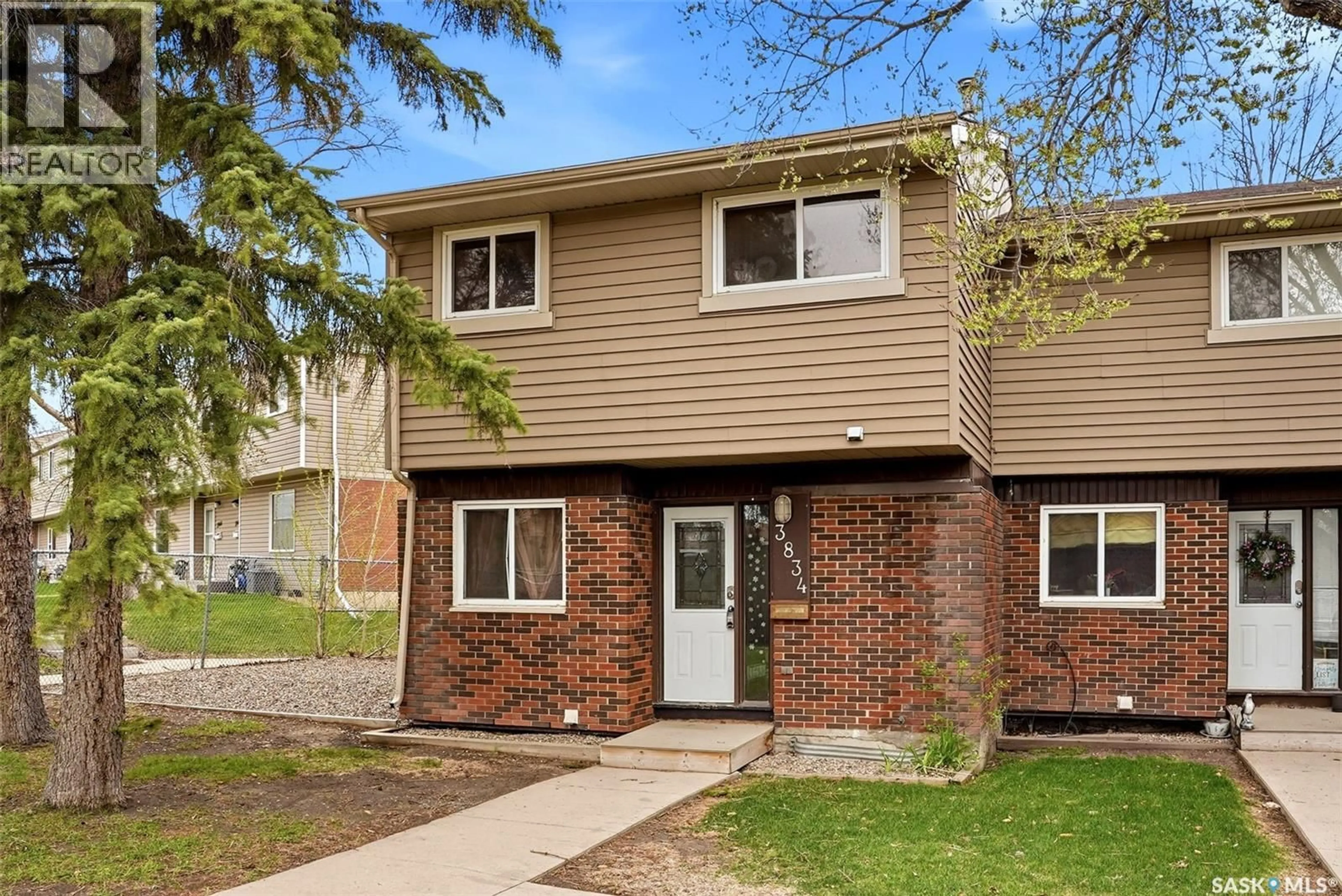 Home with vinyl exterior material, street for 3834 CASTLE ROAD, Regina Saskatchewan S4S6M7