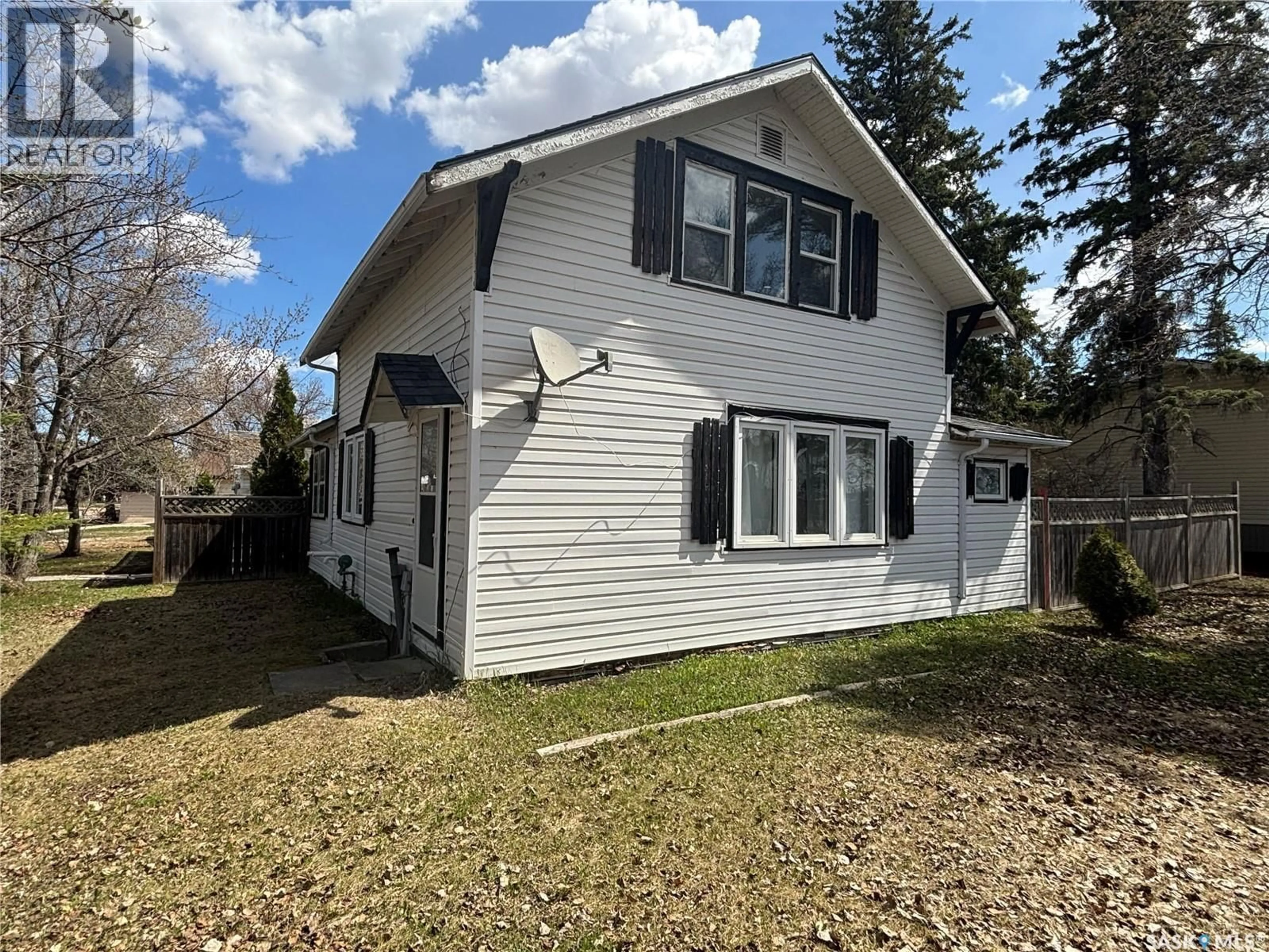 Unknown for 501 RAILWAY AVENUE, Kinistino Saskatchewan S0J1H0