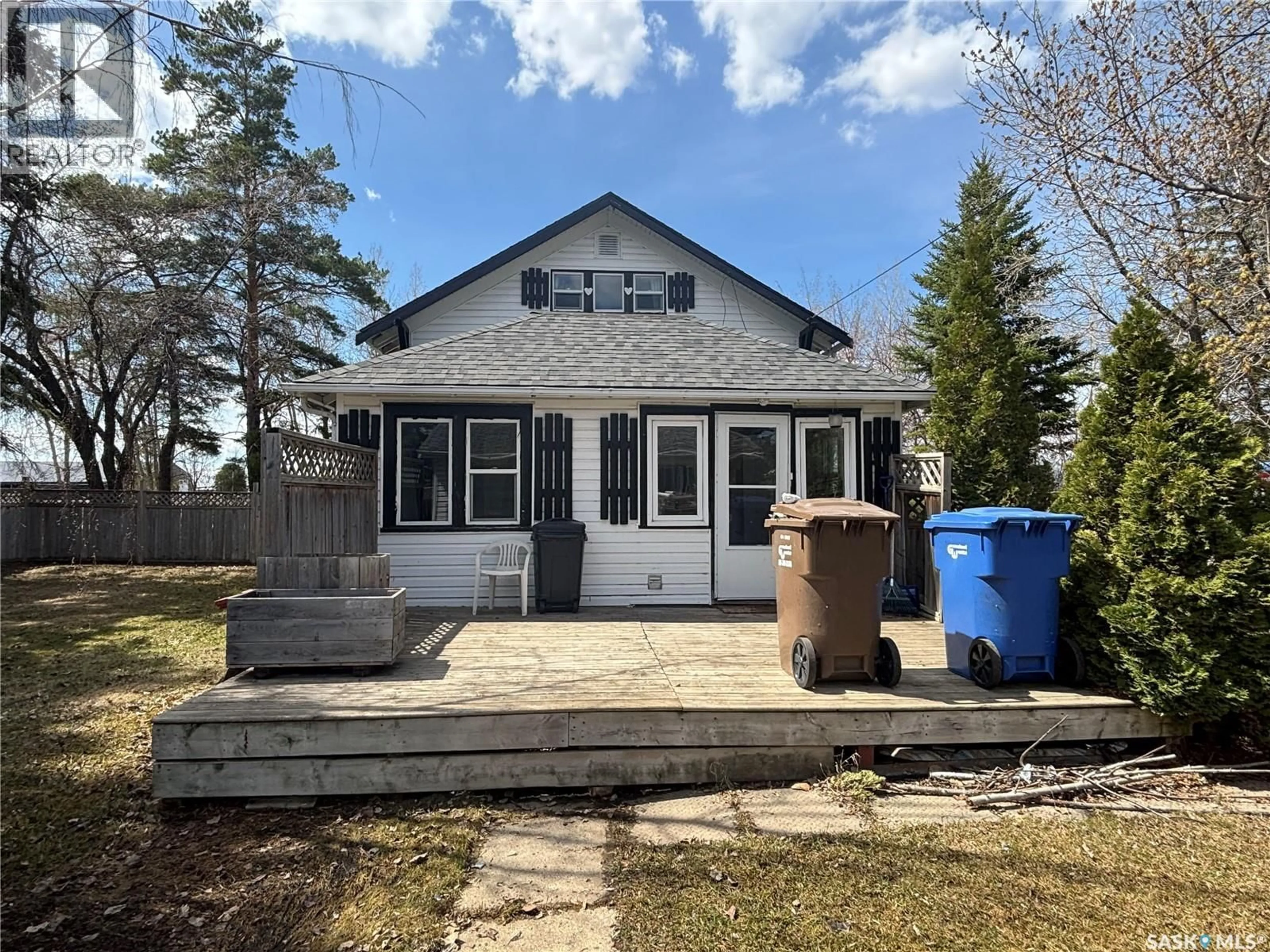 Unknown for 501 RAILWAY AVENUE, Kinistino Saskatchewan S0J1H0