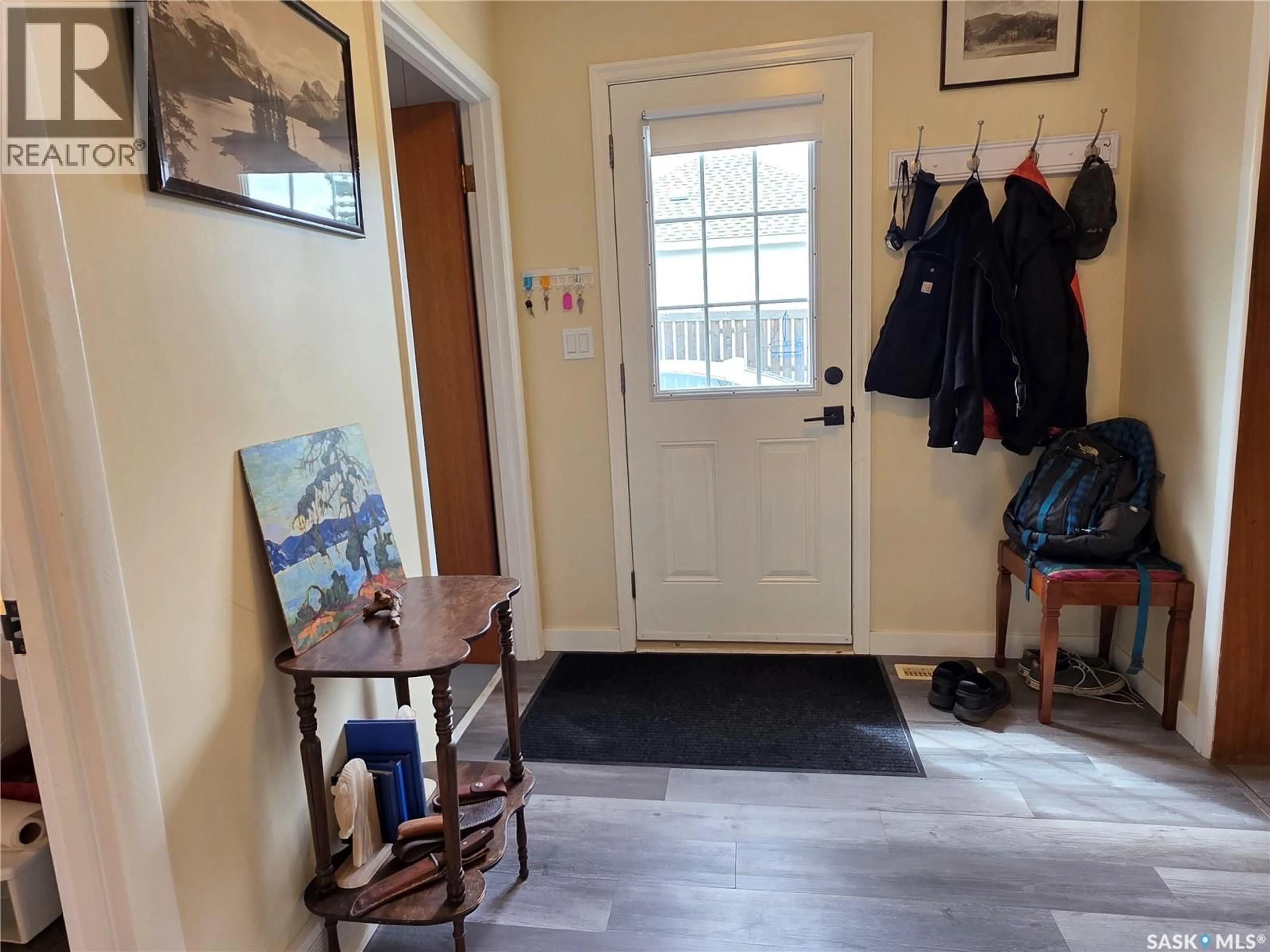Indoor entryway for 205 WARWICK STREET, Neville Saskatchewan S0N1T0