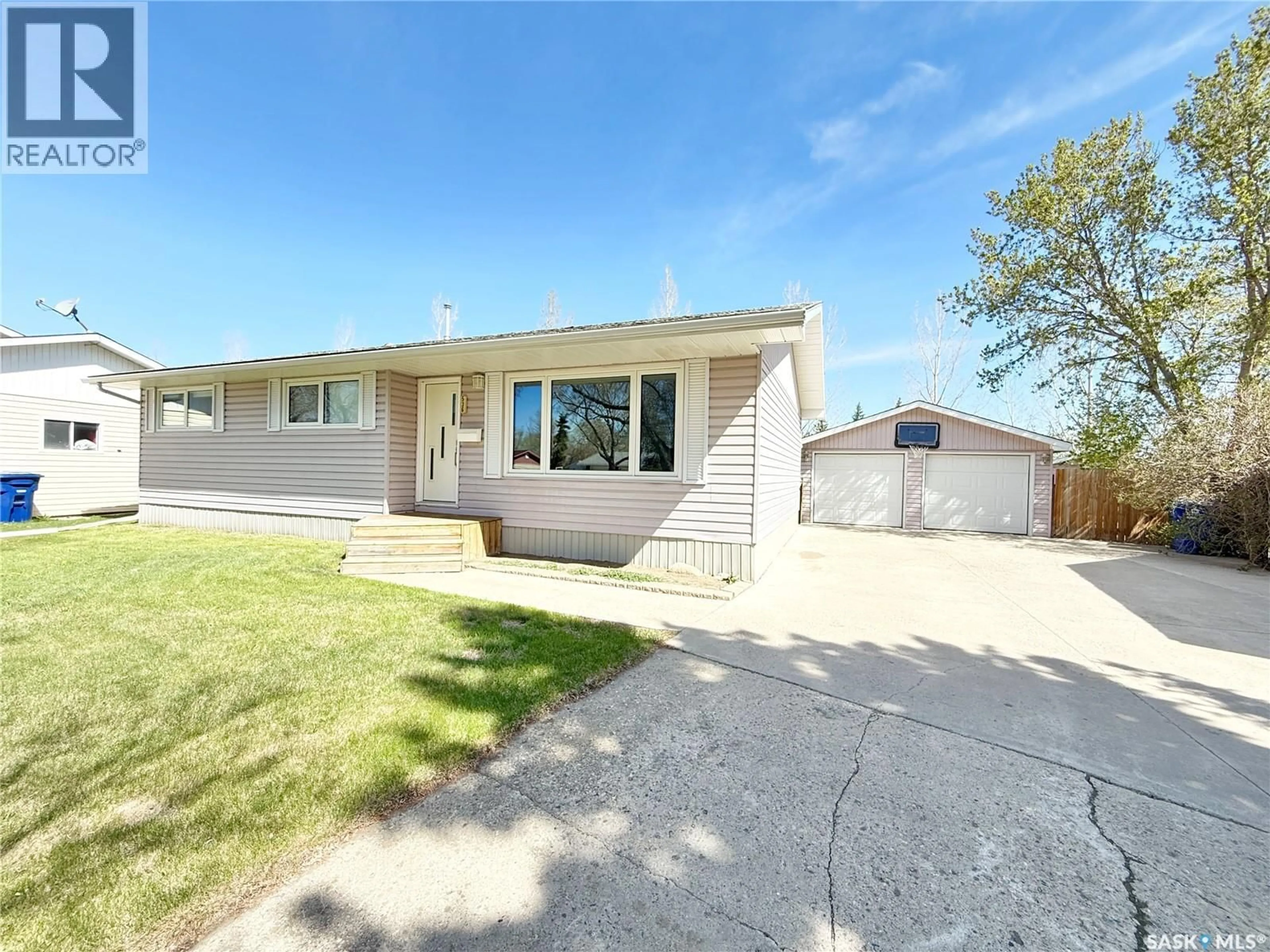 Unknown for 536 MCGILLIVRAY DRIVE, Weyburn Saskatchewan S4H1M2