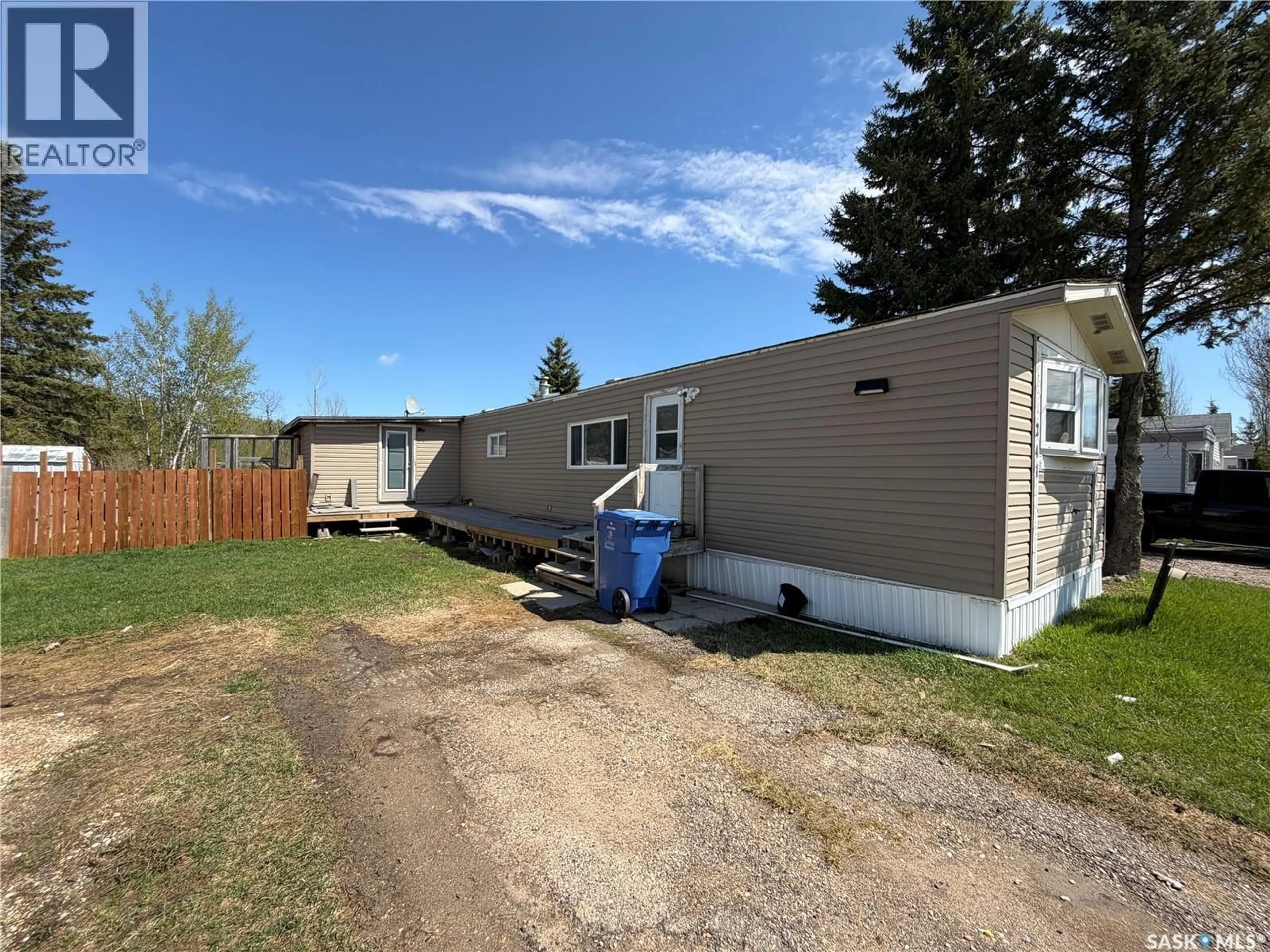 A pic from outside/outdoor area/front of a property/back of a property/a pic from drone, street for 241 CYPRESS WAY, Blucher Rm No. 343 Saskatchewan S7B0A4