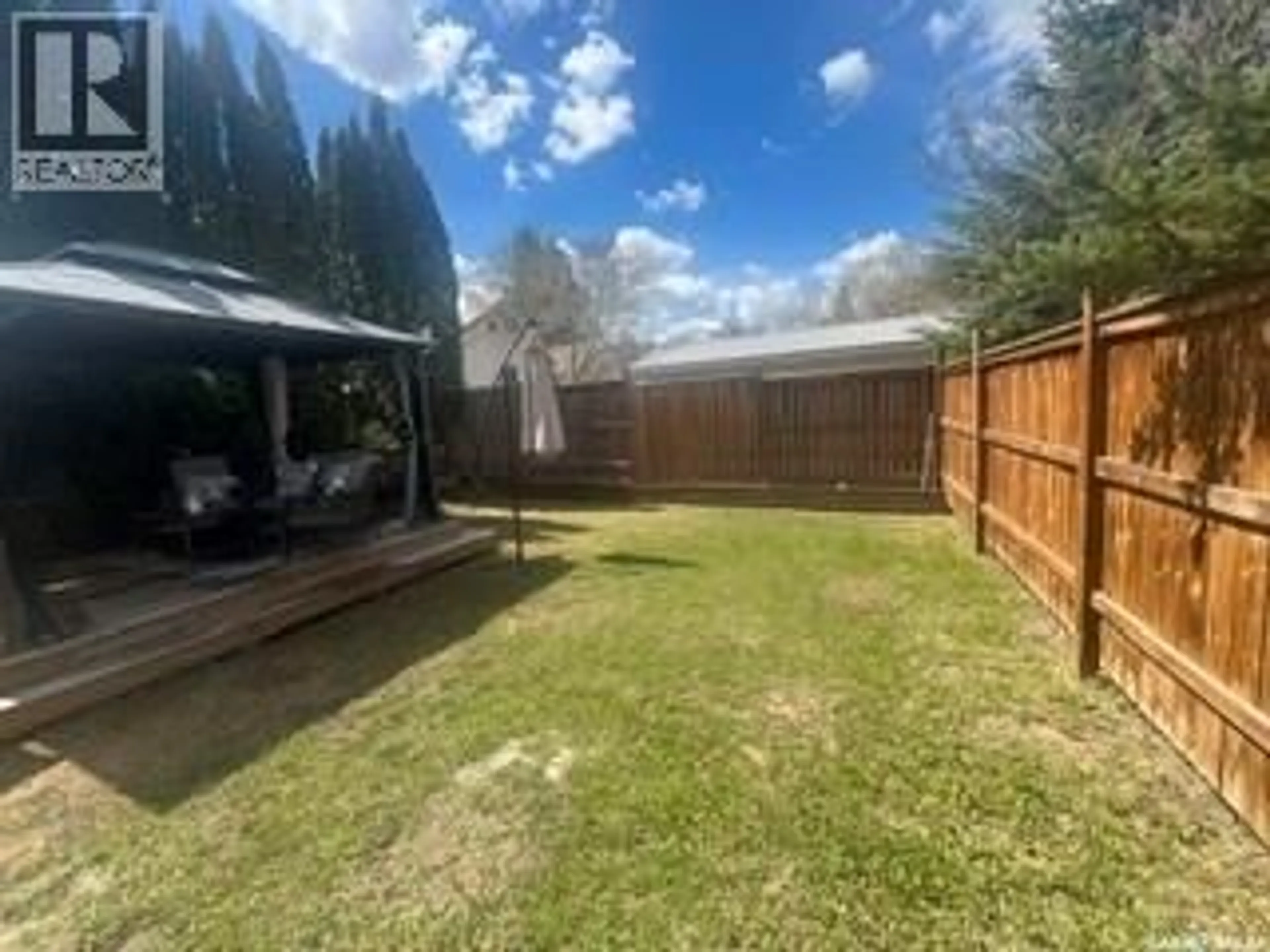 A pic from outside/outdoor area/front of a property/back of a property/a pic from drone, unknown for 572 21ST STREET, Prince Albert Saskatchewan S6V1M4