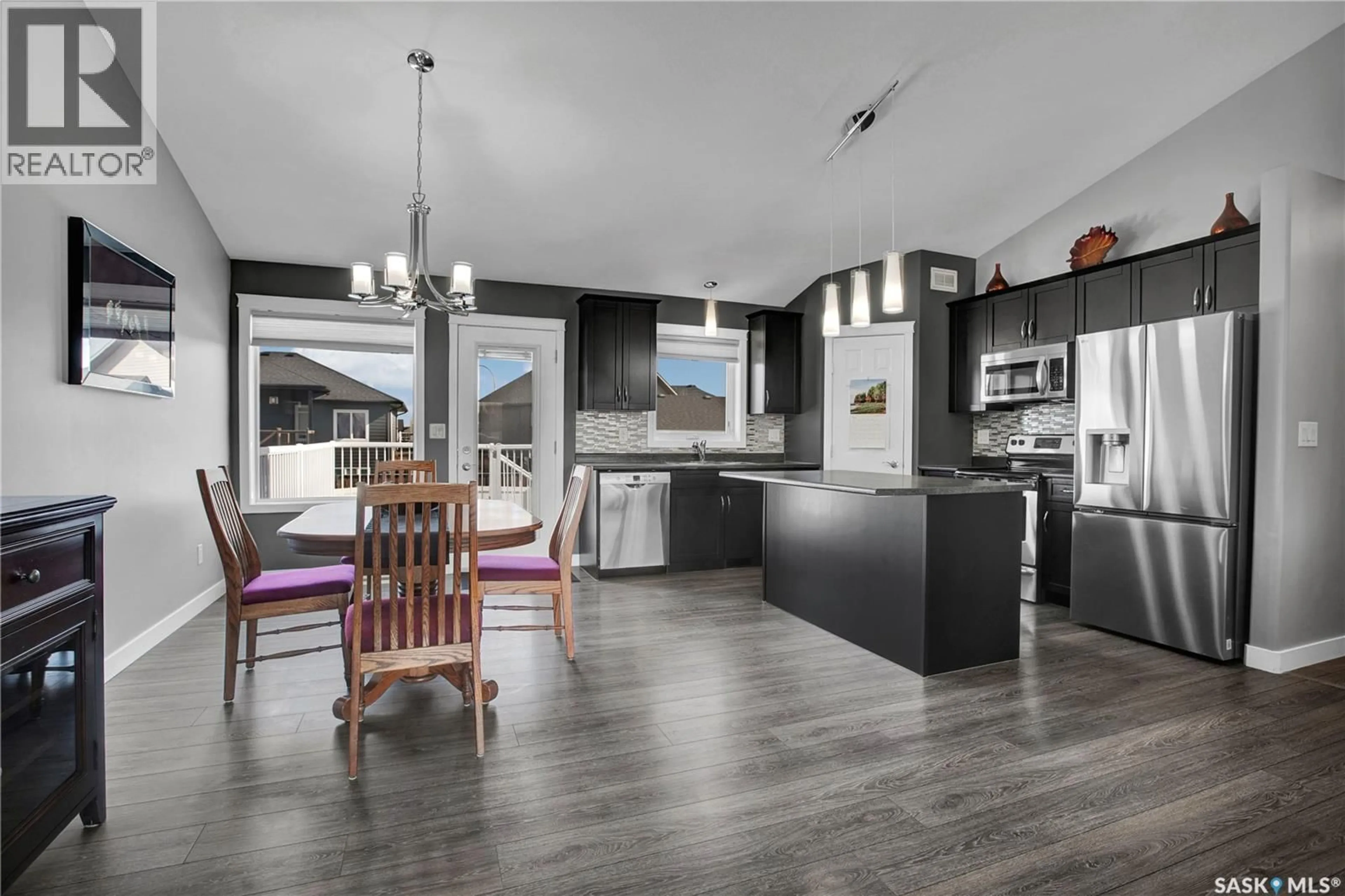 Open concept kitchen, unknown for 406 SPRUCE STREET, Warman Saskatchewan S0K4S2