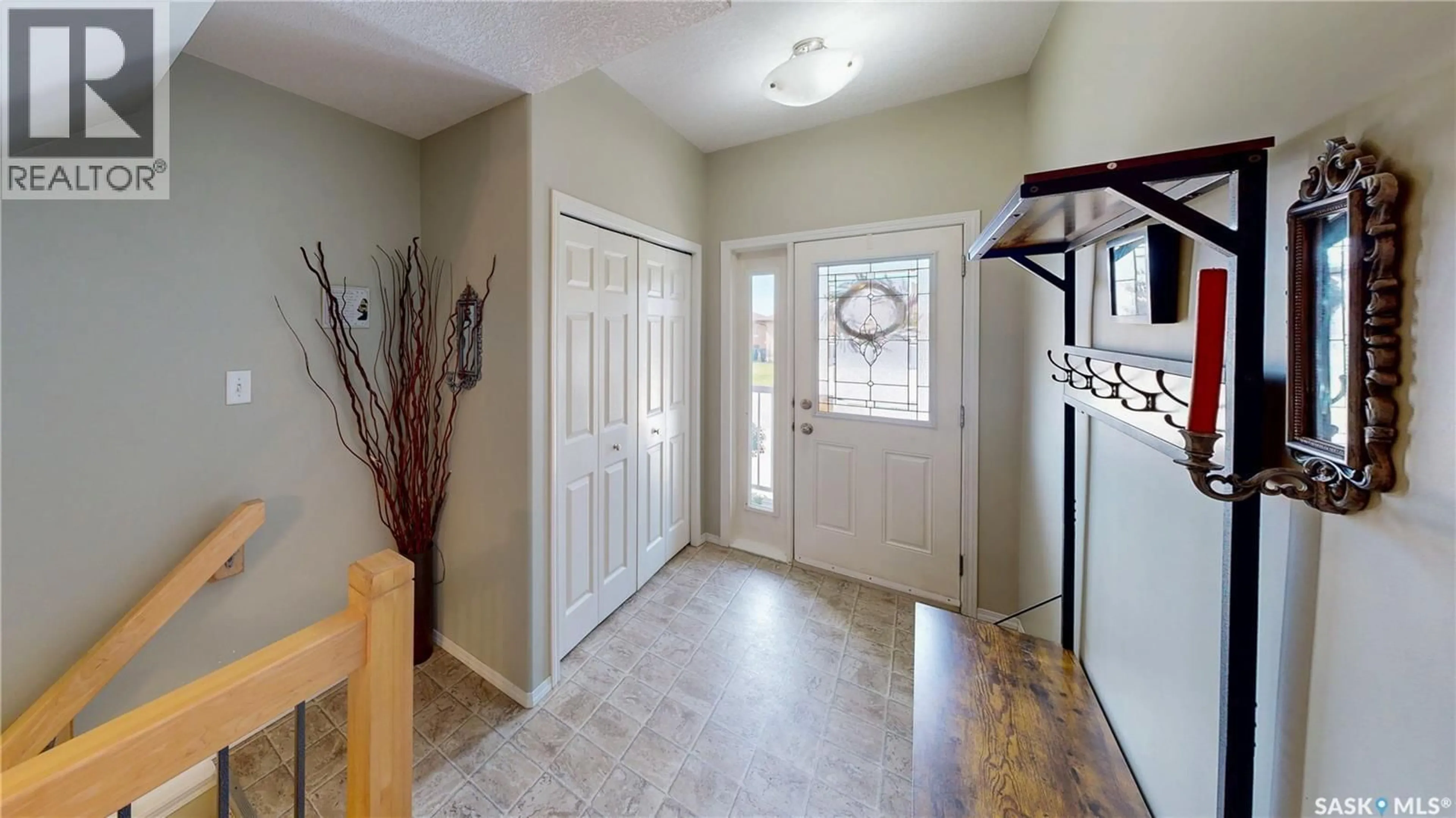 Indoor entryway for 22 - 2 QU'APPELLE CRESCENT, Balgonie Saskatchewan S0G0E0