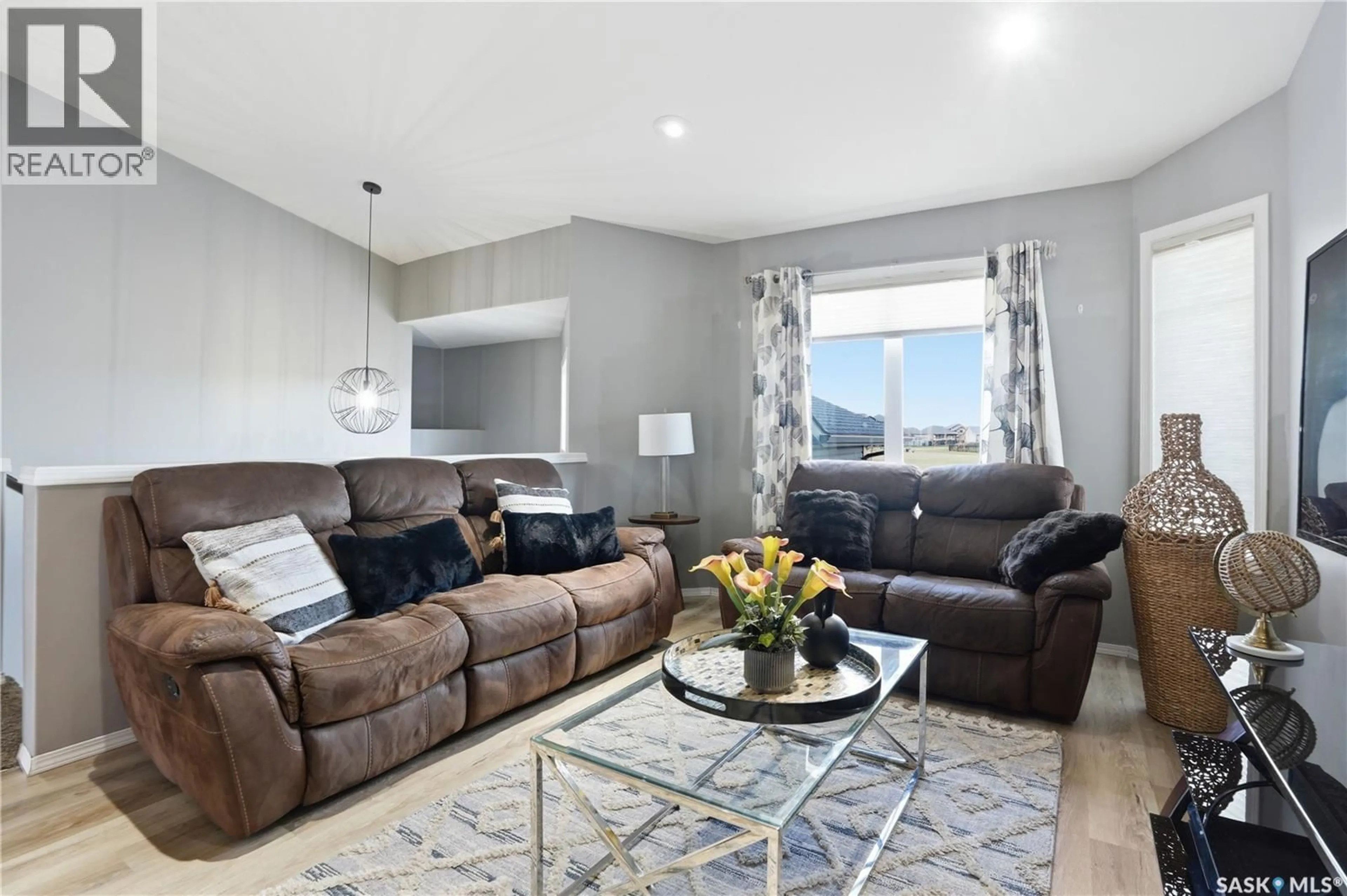 Living room with furniture, unknown for 2146 ROSEWOOD DRIVE, Saskatoon Saskatchewan S7V0G2