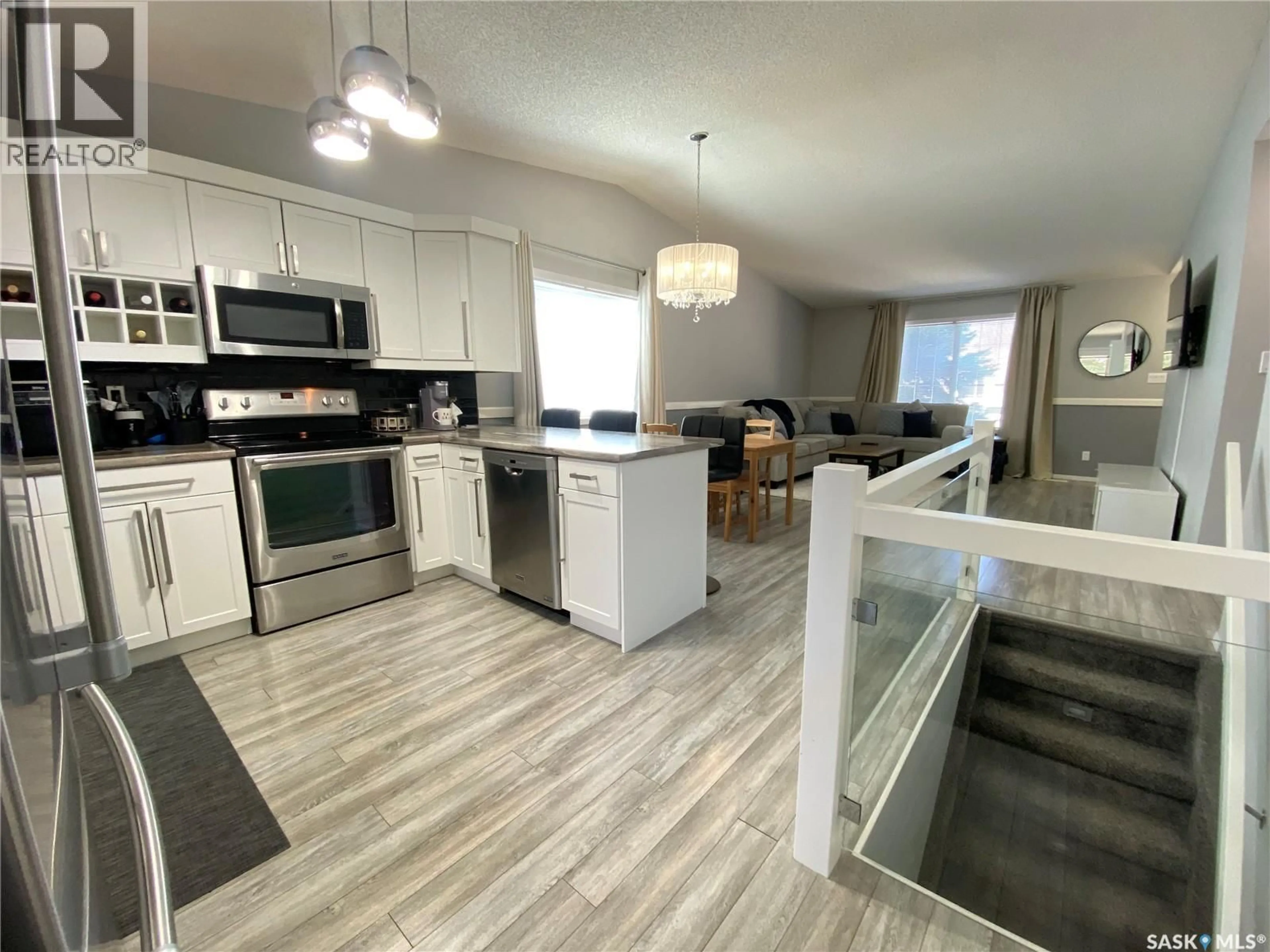 Open concept kitchen, unknown for 68 FENSON CRESCENT, Yorkton Saskatchewan S3N3S5