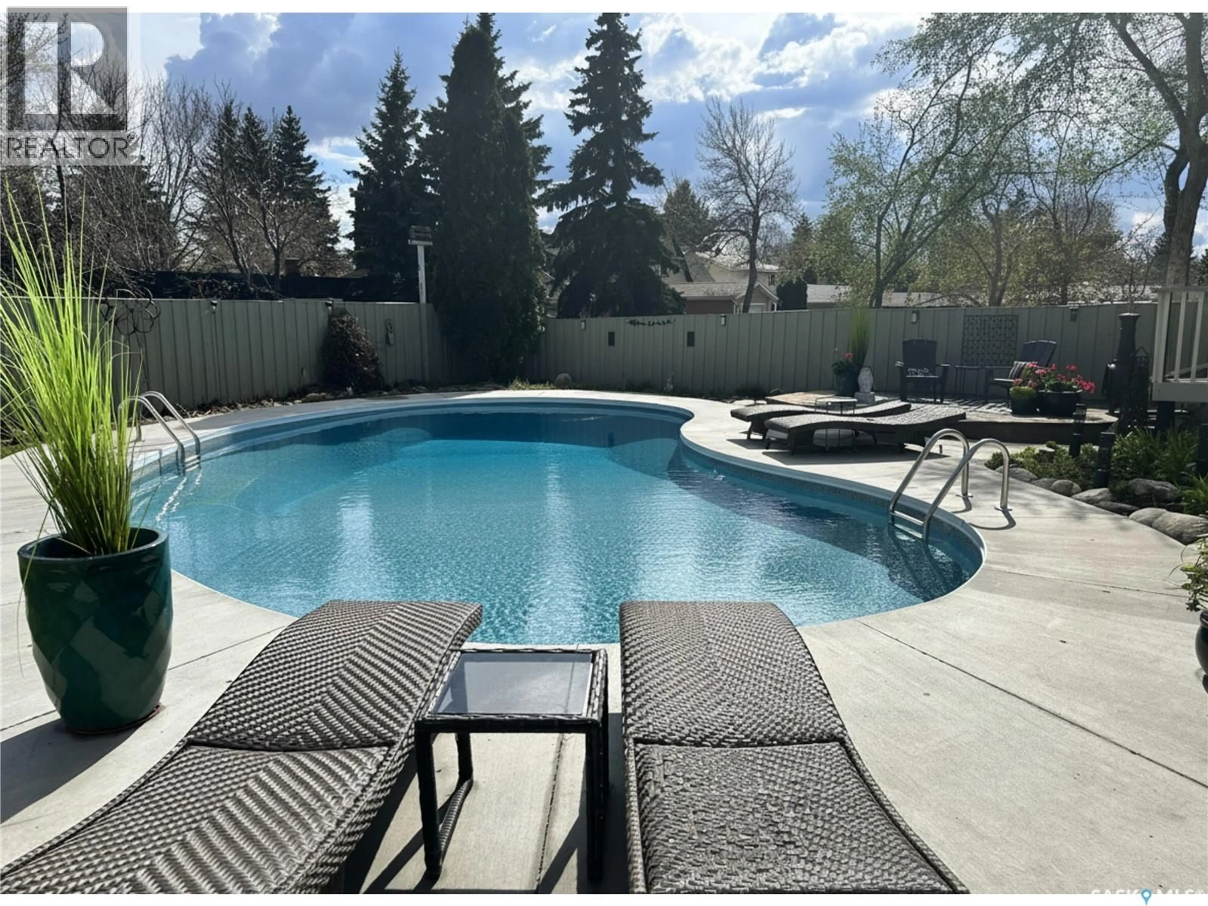 Pool for 30 CAMBRIDGE CRESCENT, Saskatoon Saskatchewan S7H3P8