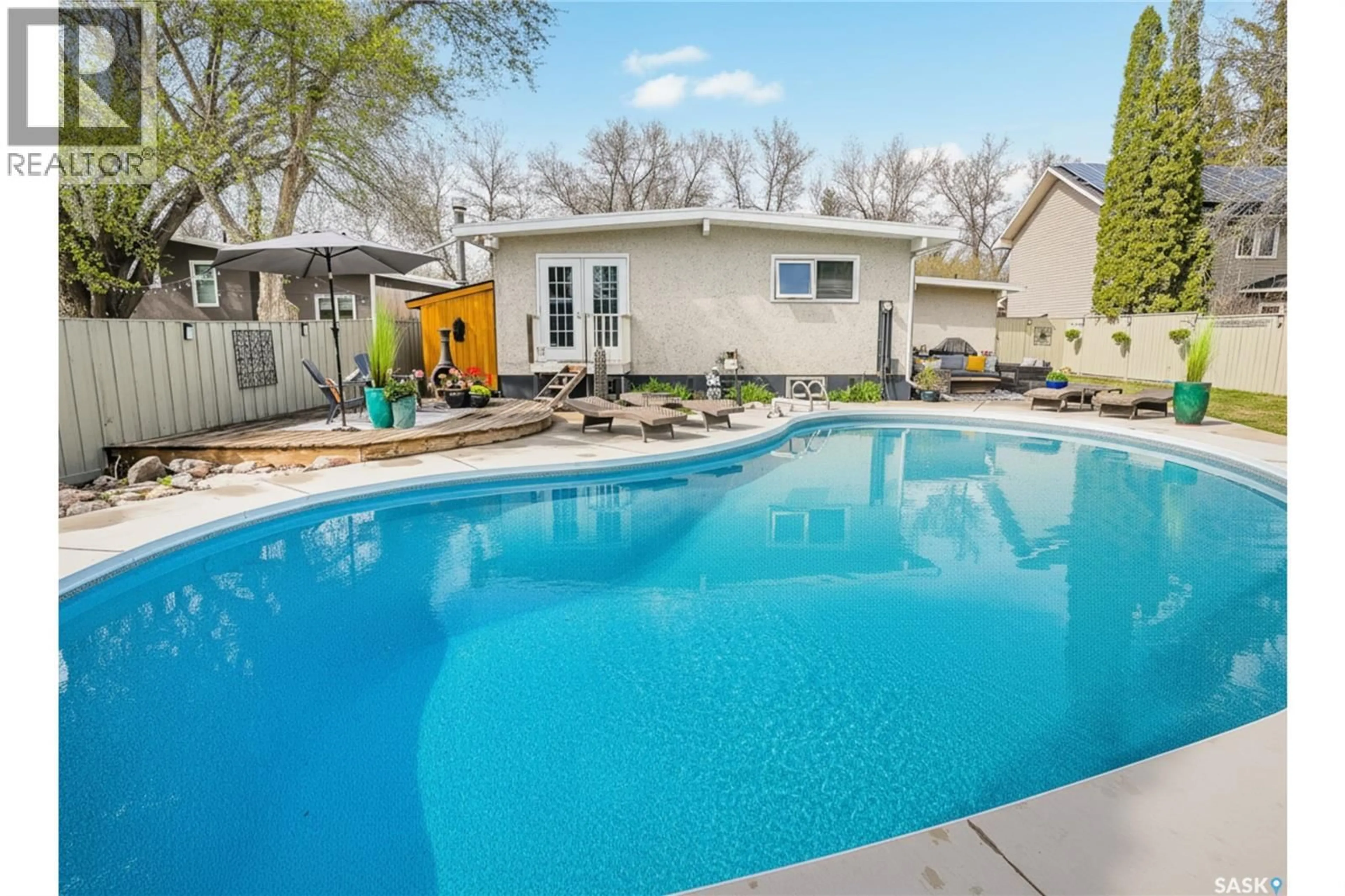 Pool for 30 CAMBRIDGE CRESCENT, Saskatoon Saskatchewan S7H3P8