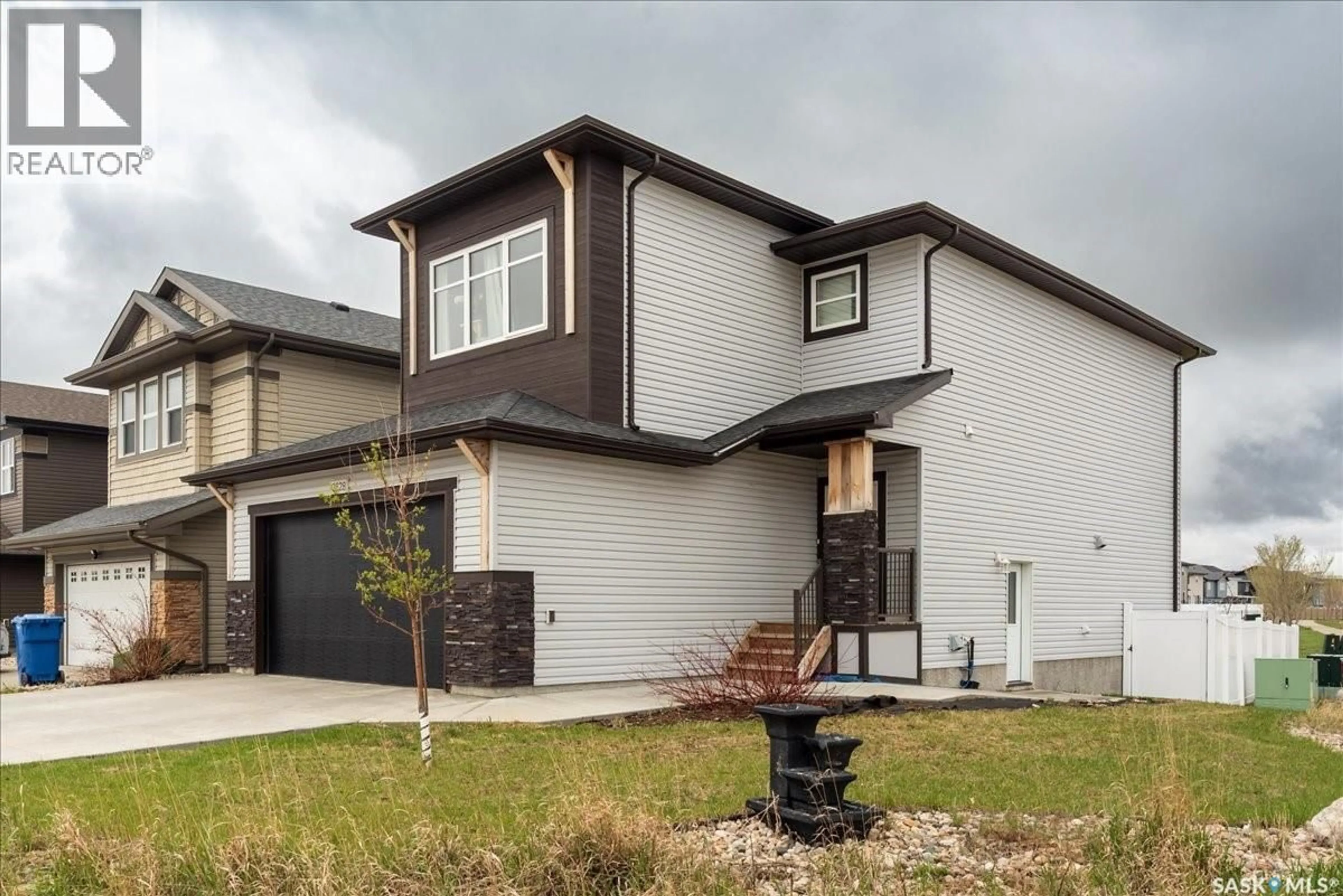 Home with vinyl exterior material, street for 3628 GEE CRESCENT, Regina Saskatchewan S4V3P2