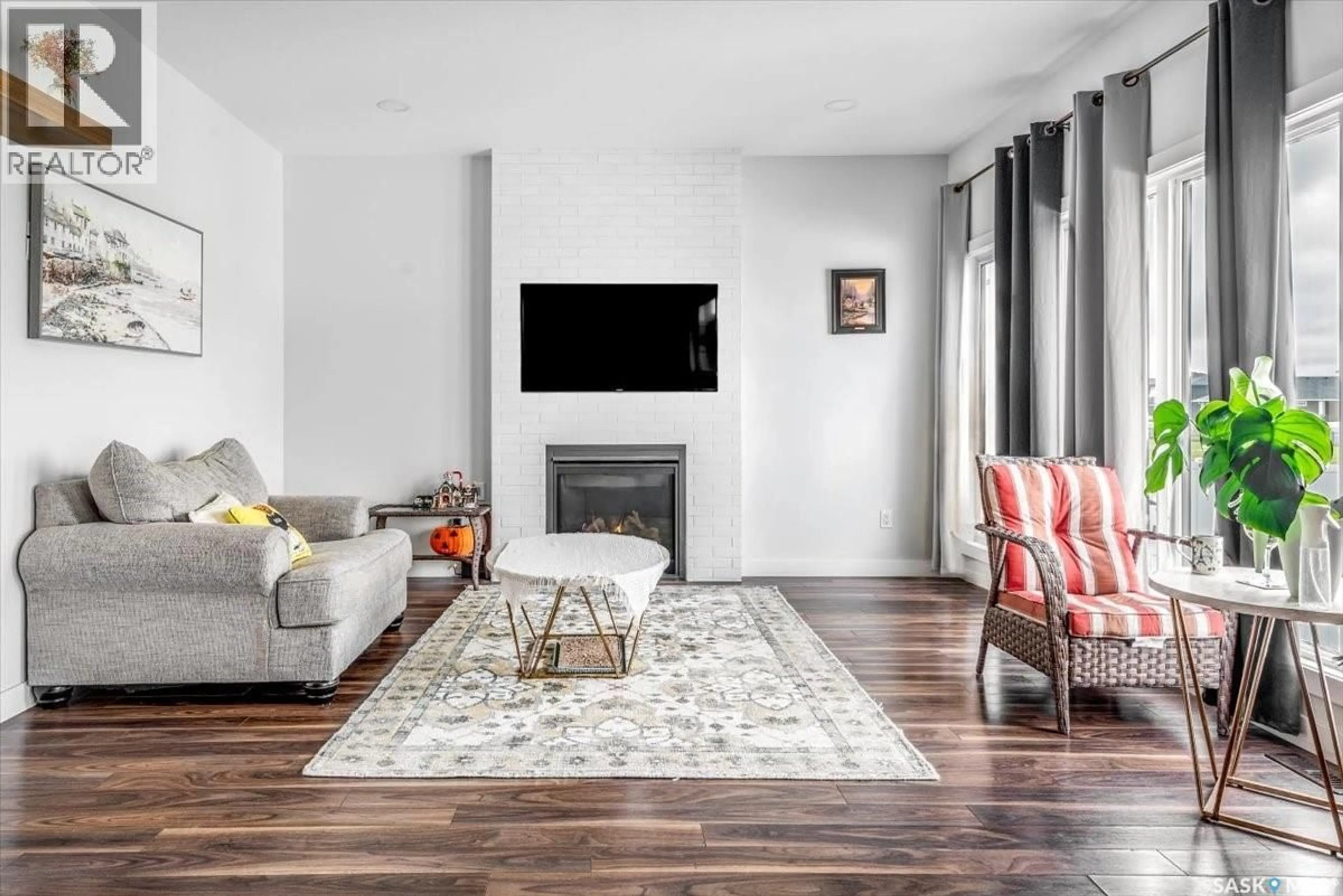 Living room with furniture, unknown for 3628 GEE CRESCENT, Regina Saskatchewan S4V3P2