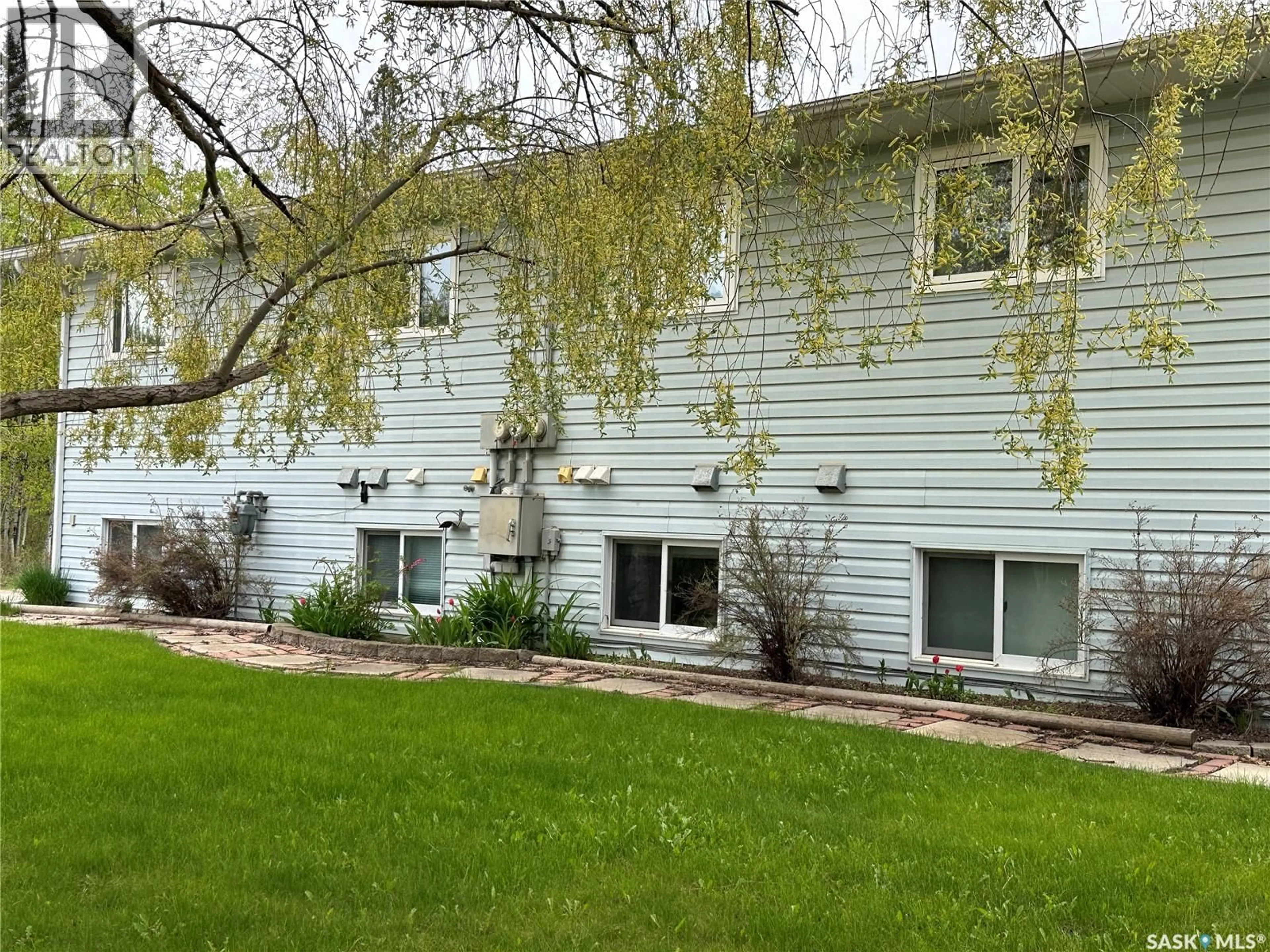 Home with vinyl exterior material, unknown for 228 6TH AVENUE, Big River Saskatchewan S0J0E0