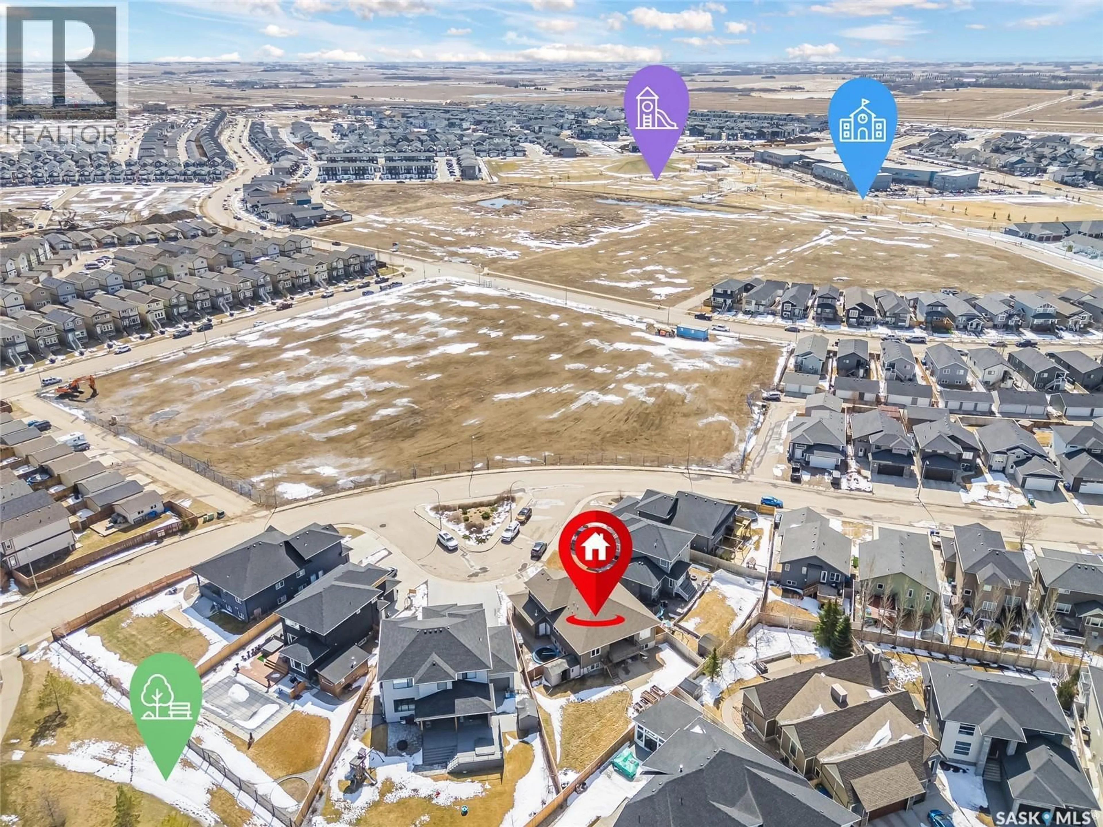 A pic from outside/outdoor area/front of a property/back of a property/a pic from drone, unknown for 814 WERSCHNER COURT, Saskatoon Saskatchewan S7V0G7