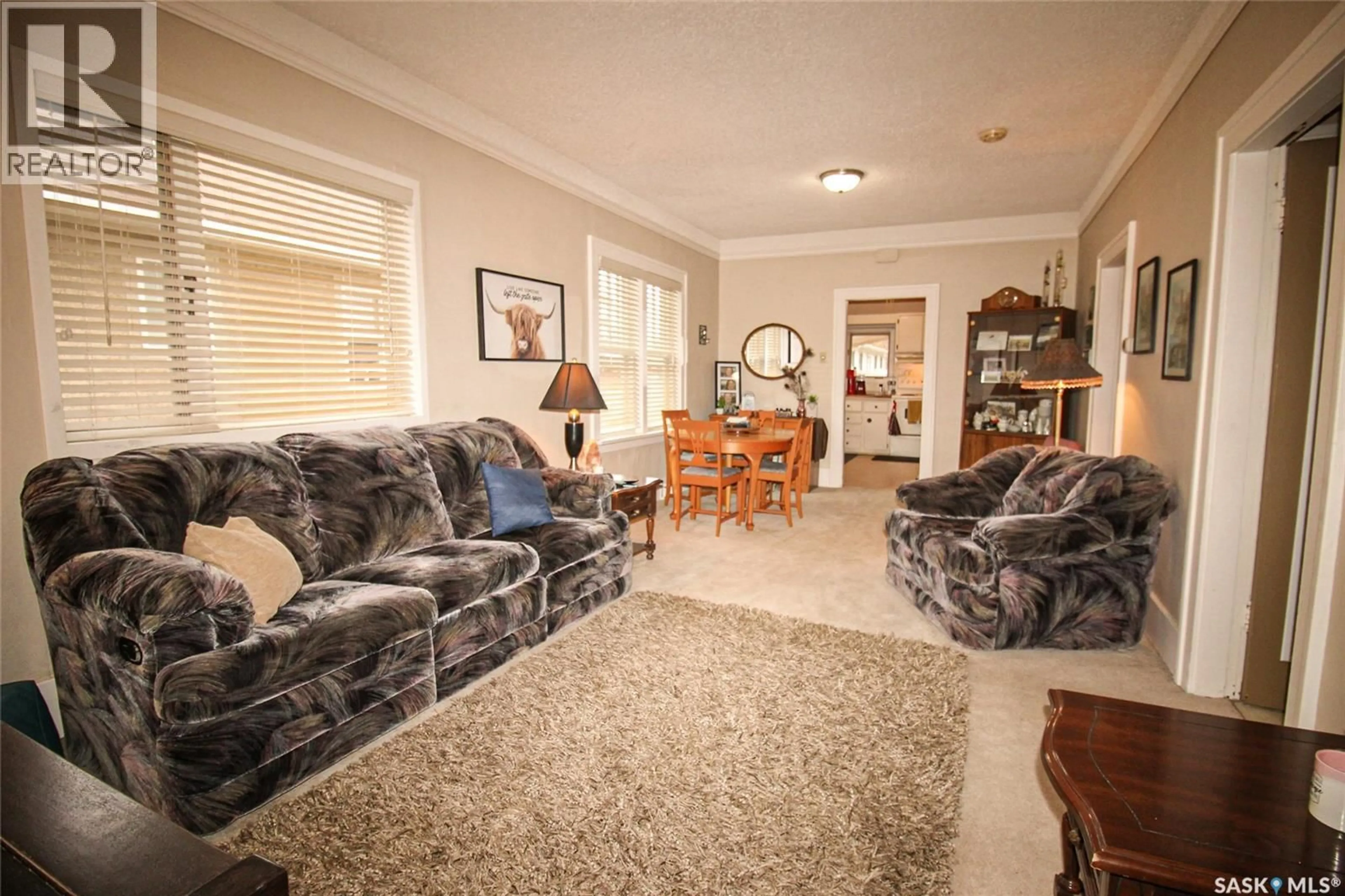 Living room with furniture, unknown for 515 1ST STREET E, Shaunavon Saskatchewan S0N2M0
