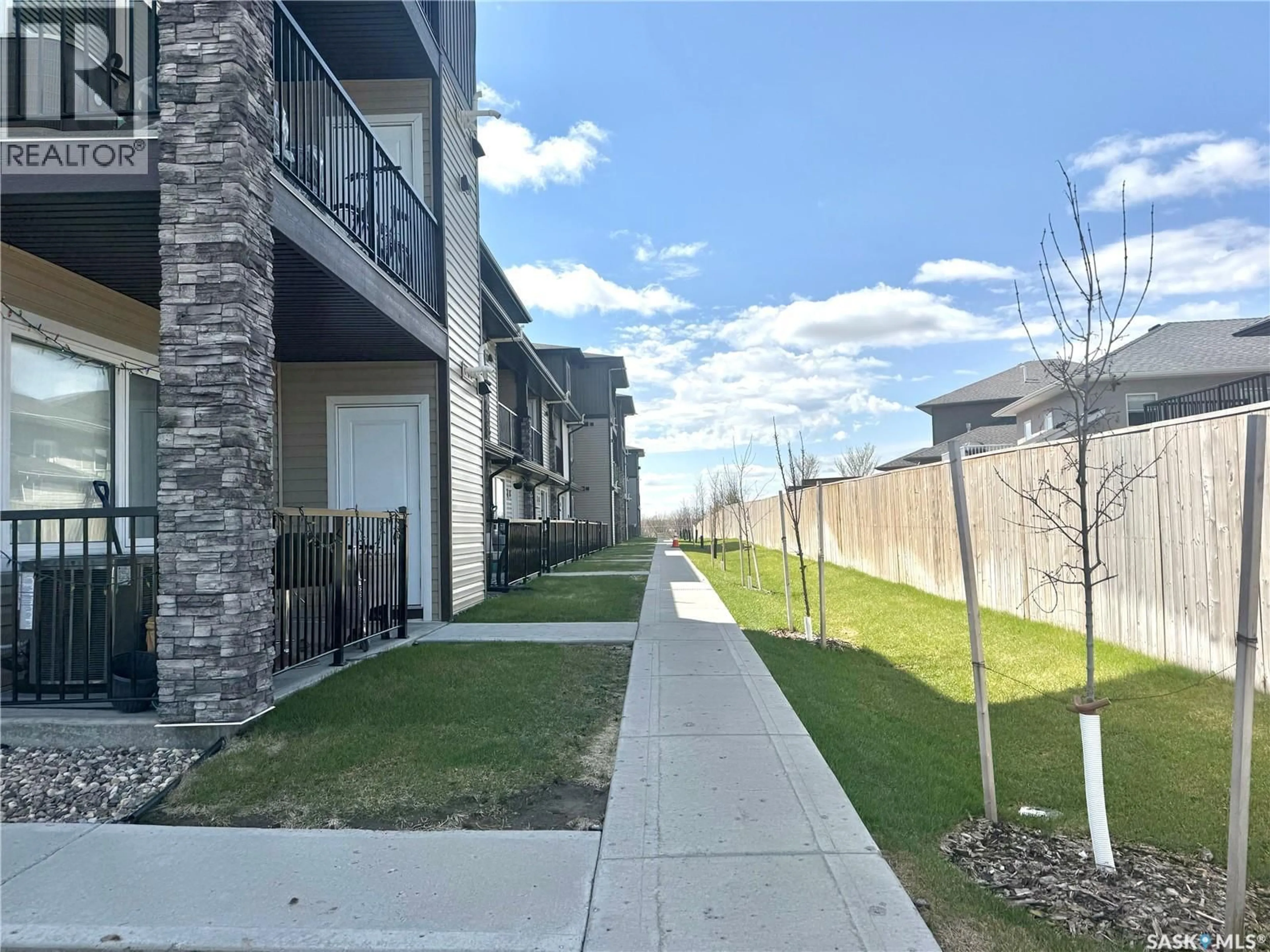 Patio, street for 503 110 AKHTAR BEND, Saskatoon Saskatchewan S7W0X5