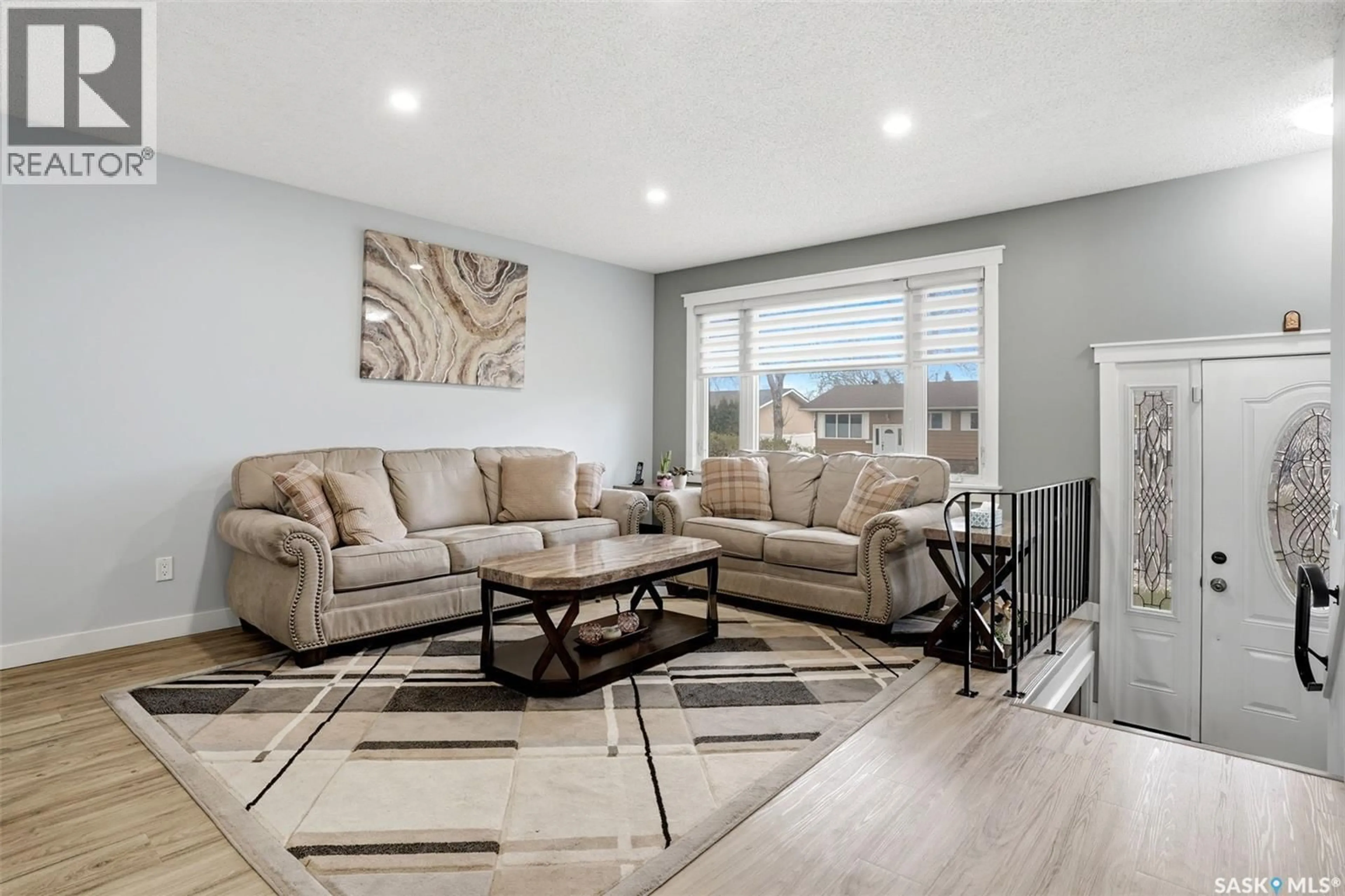 Living room with furniture, unknown for 14 DIAMOND STREET, Regina Saskatchewan S4N5K2