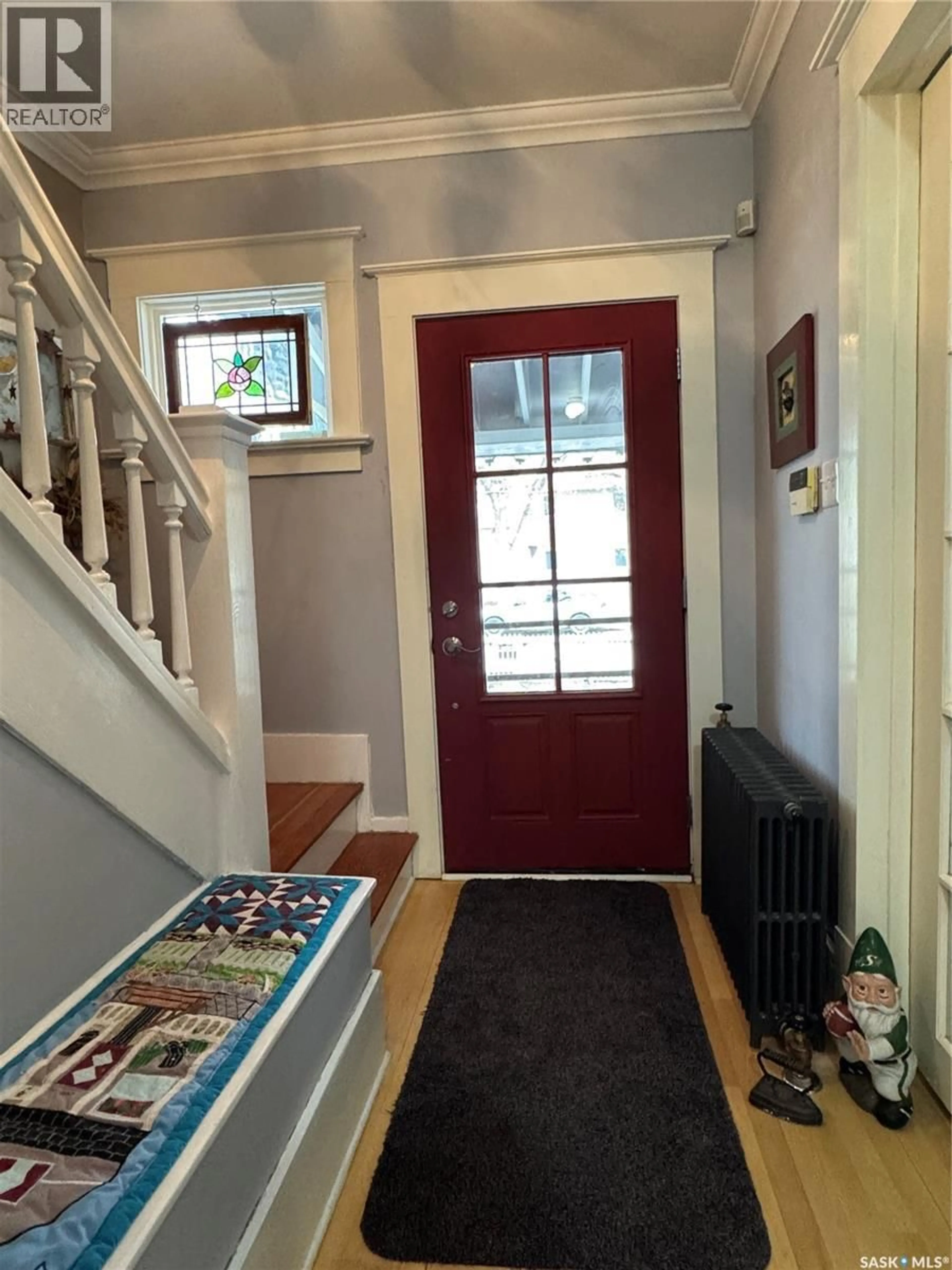Indoor entryway for 2328 RAE STREET, Regina Saskatchewan S4T2G2