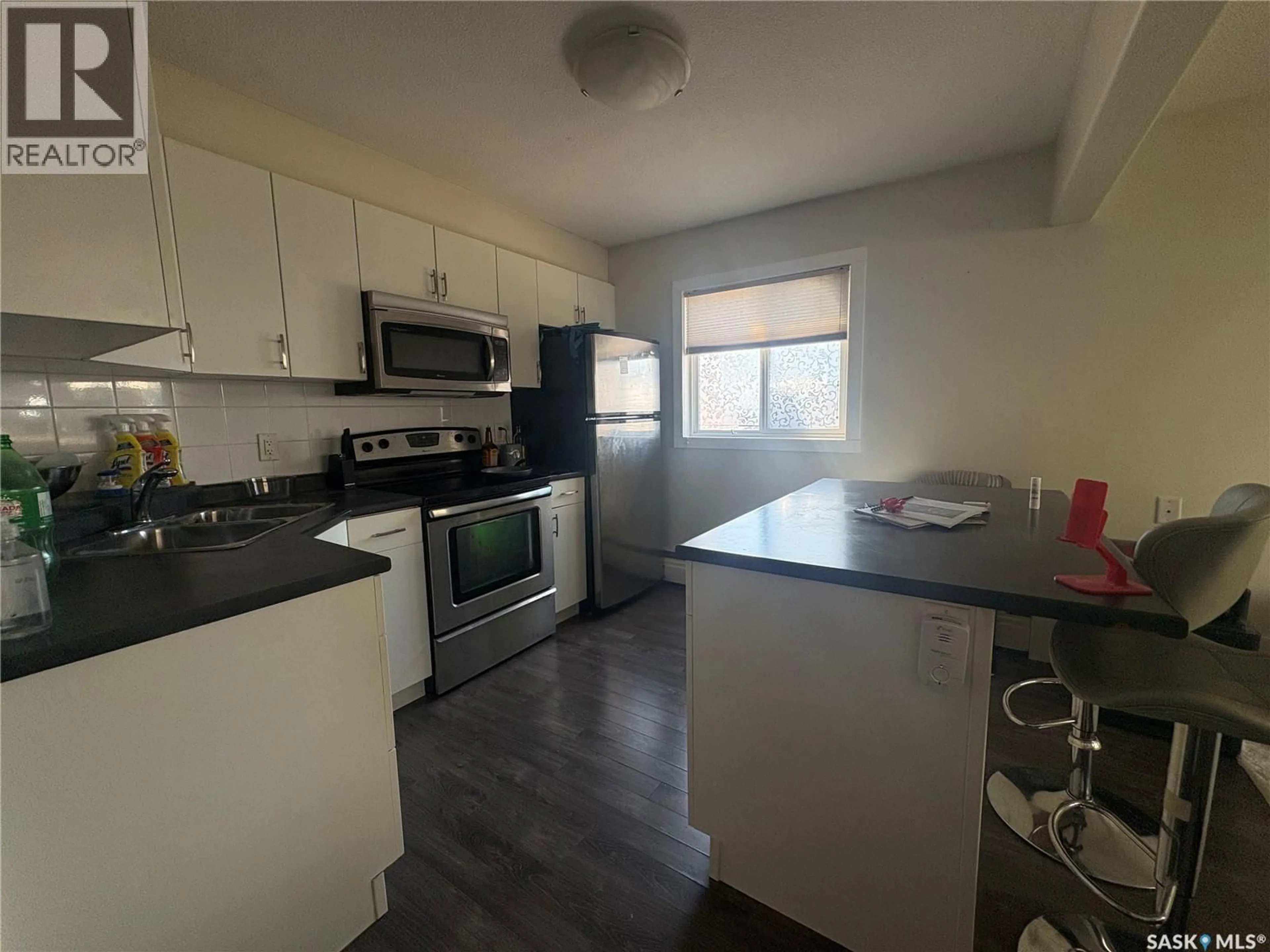 Unknown for 2060 LORNE STREET, Regina Saskatchewan S4P2M2
