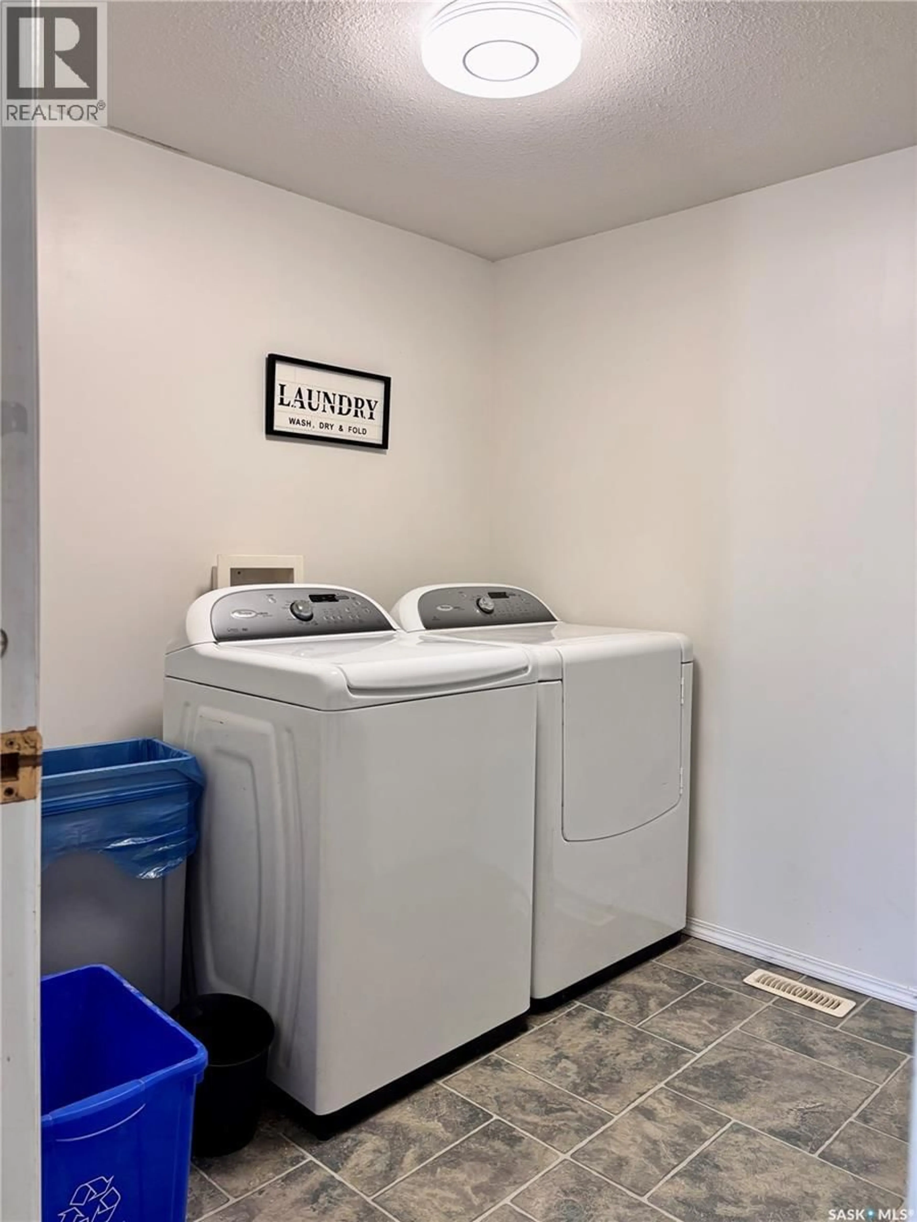 Laundry room for 218 TAPHORN STREET, Muenster Saskatchewan S0K2Y0