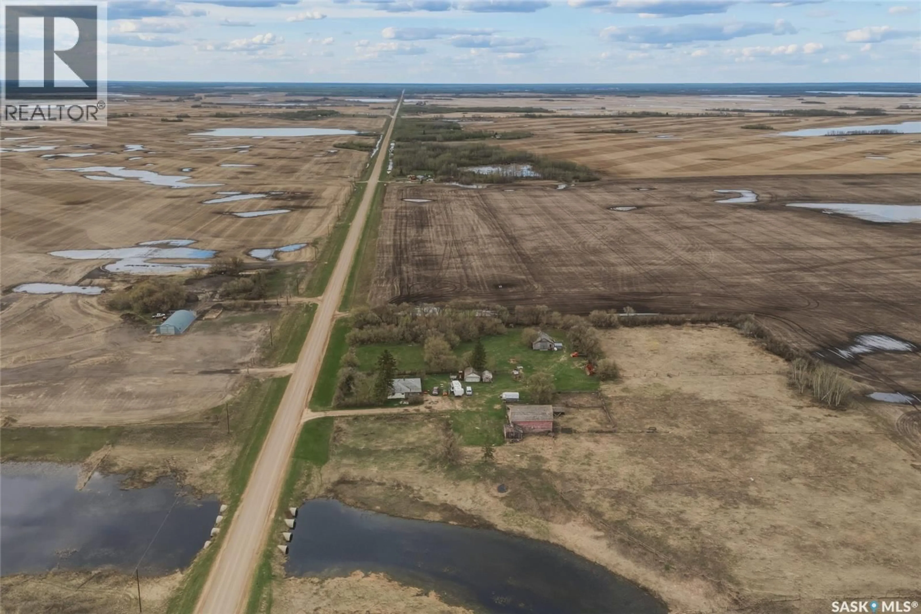 A pic from outside/outdoor area/front of a property/back of a property/a pic from drone, water/lake/river/ocean view for HAGEL ACREAGE, Rosthern Rm No. 403 Saskatchewan S0K4O3
