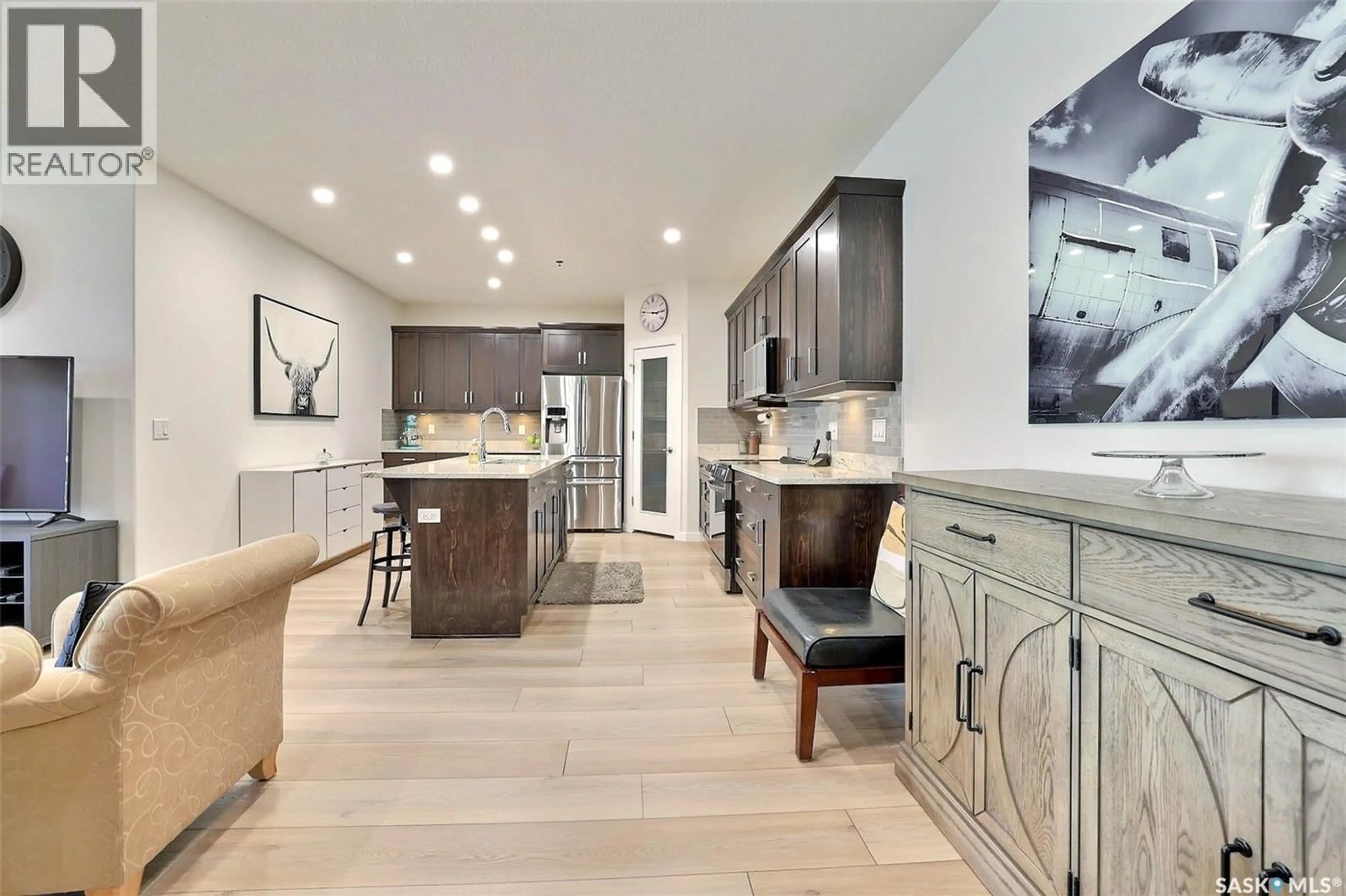 Contemporary kitchen, ceramic/tile floor for 103 - 4721 MCTAVISH STREET, Regina Saskatchewan S4S6H2